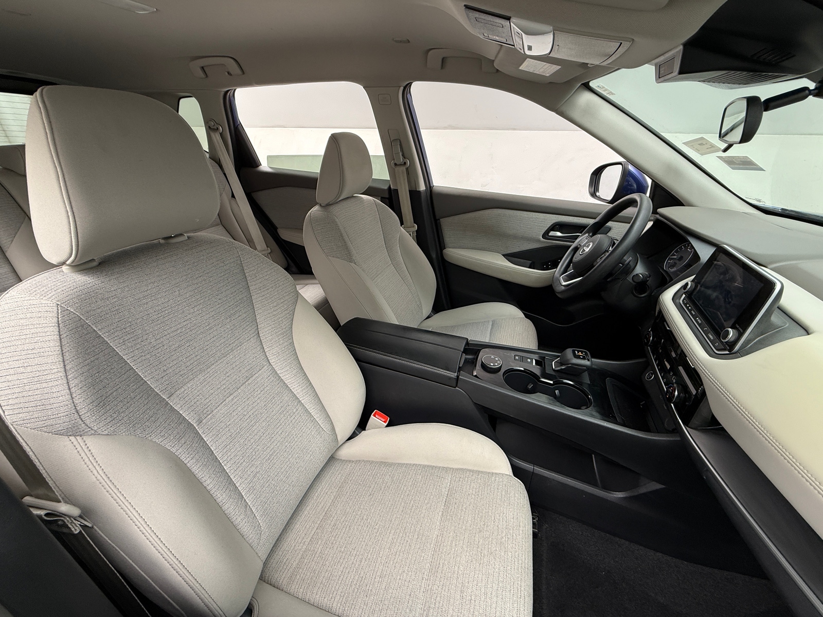 Thumbnail: 2022 Nissan Rogue - 2