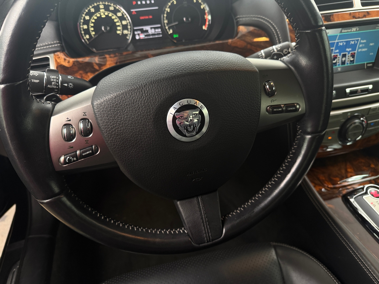 Thumbnail: 2011 Jaguar XK - 4