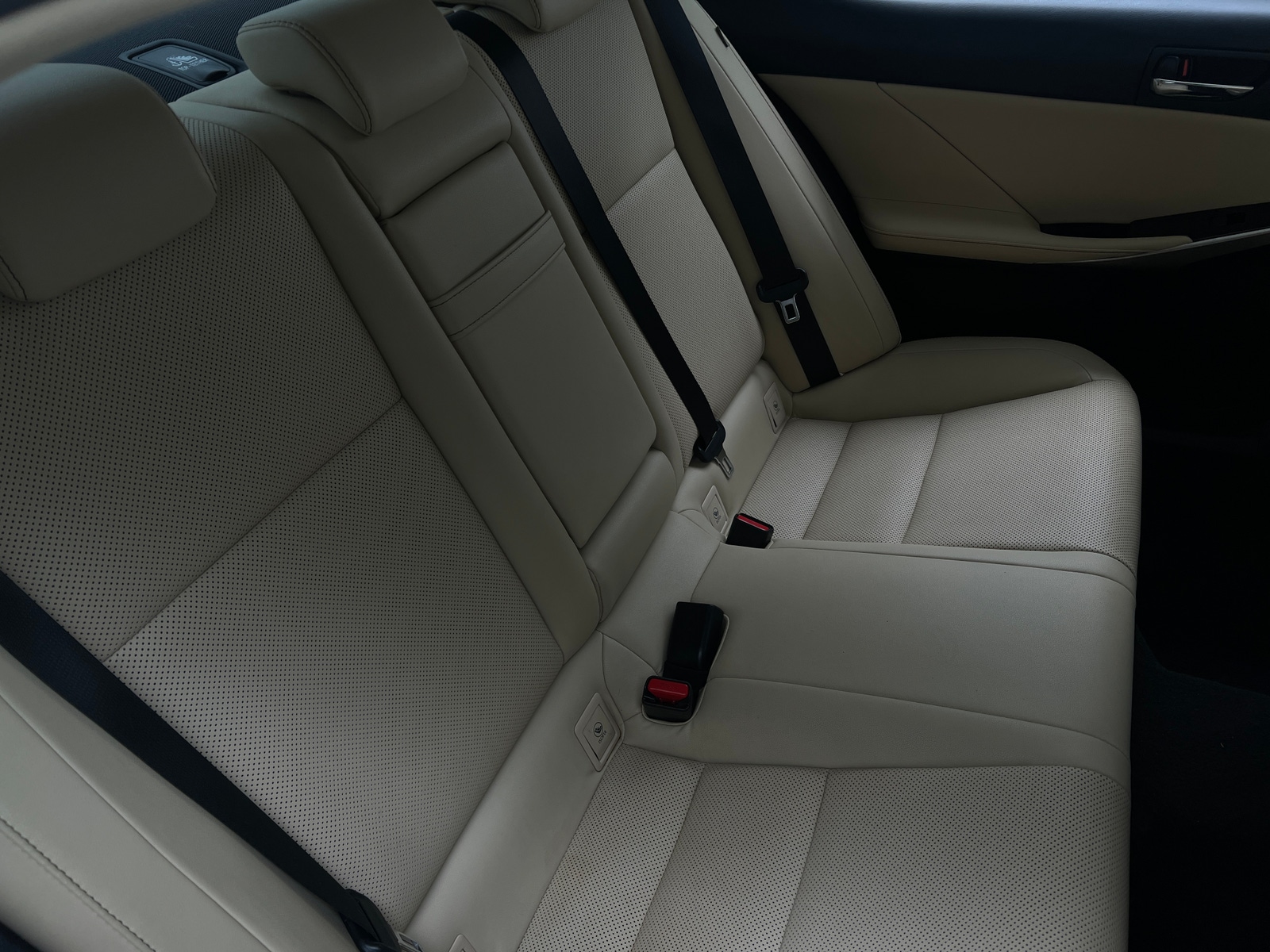 Thumbnail: 2015 Lexus IS - 5