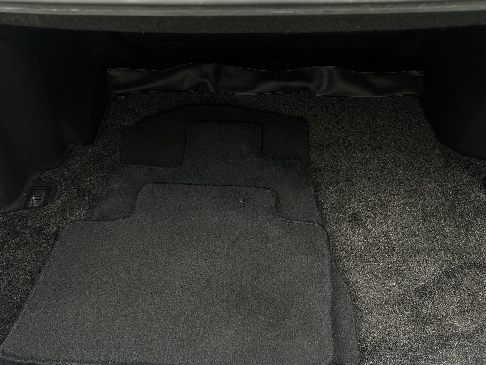 Thumbnail: 2015 Lexus IS - 6