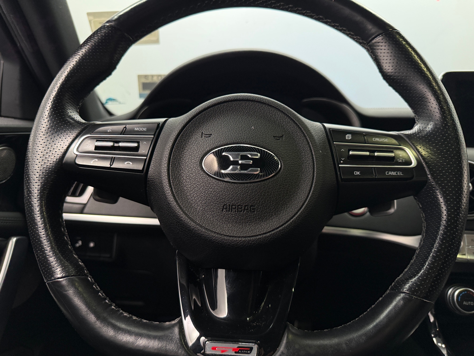 Thumbnail: 2020 Kia Stinger - 4