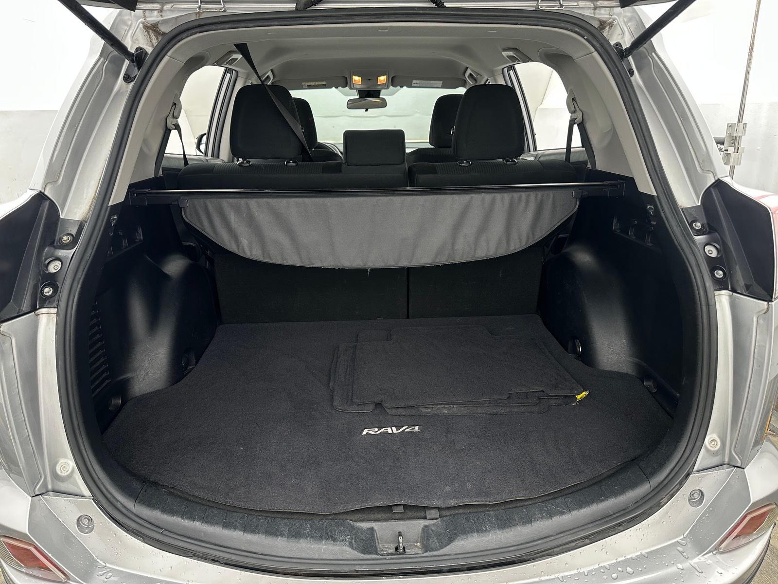 Thumbnail: 2018 Toyota RAV4 - 7