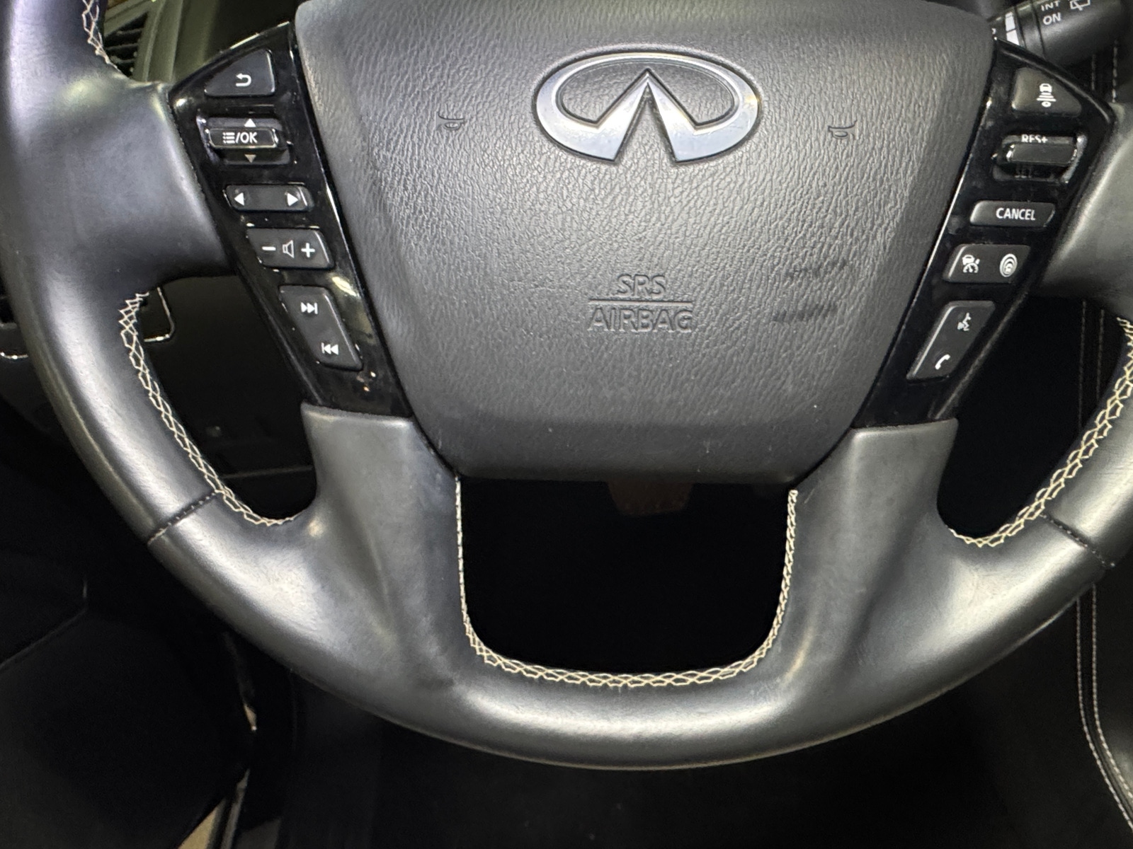 Thumbnail: 2023 INFINITI QX80 - 4