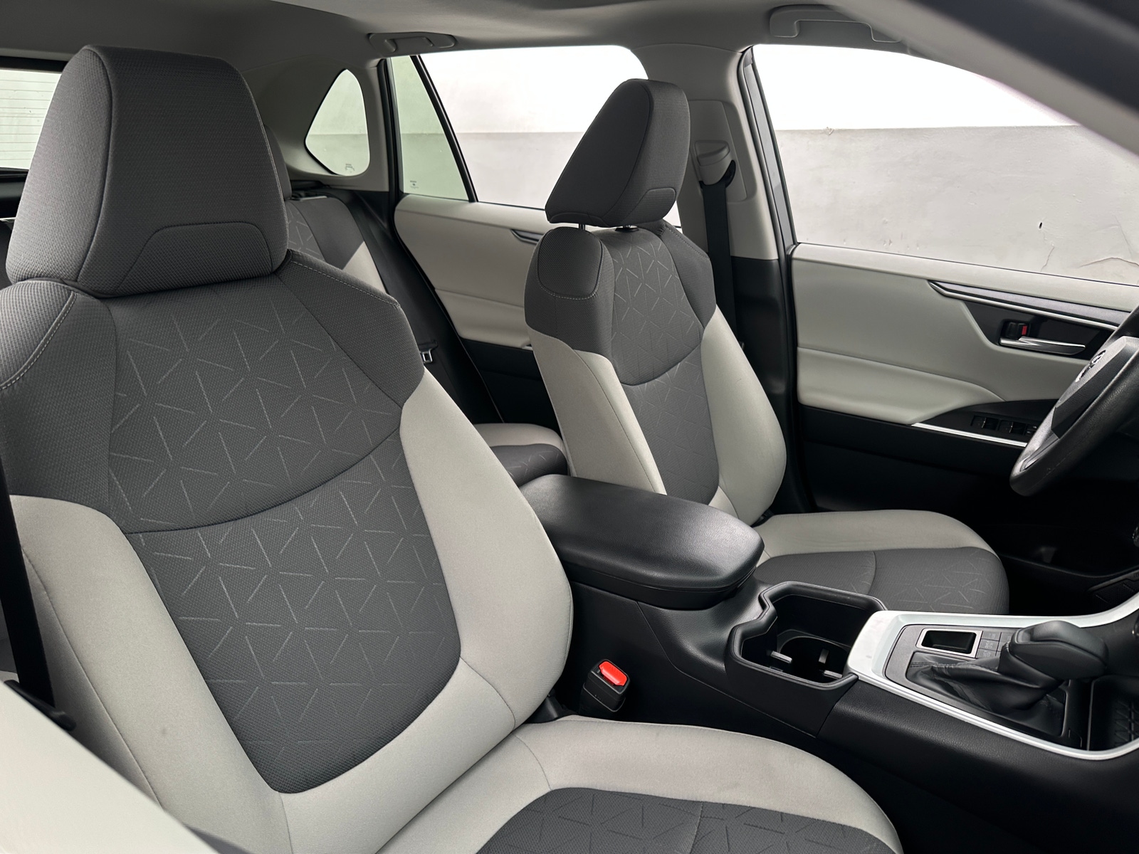 Thumbnail: 2025 Toyota RAV4 - 2