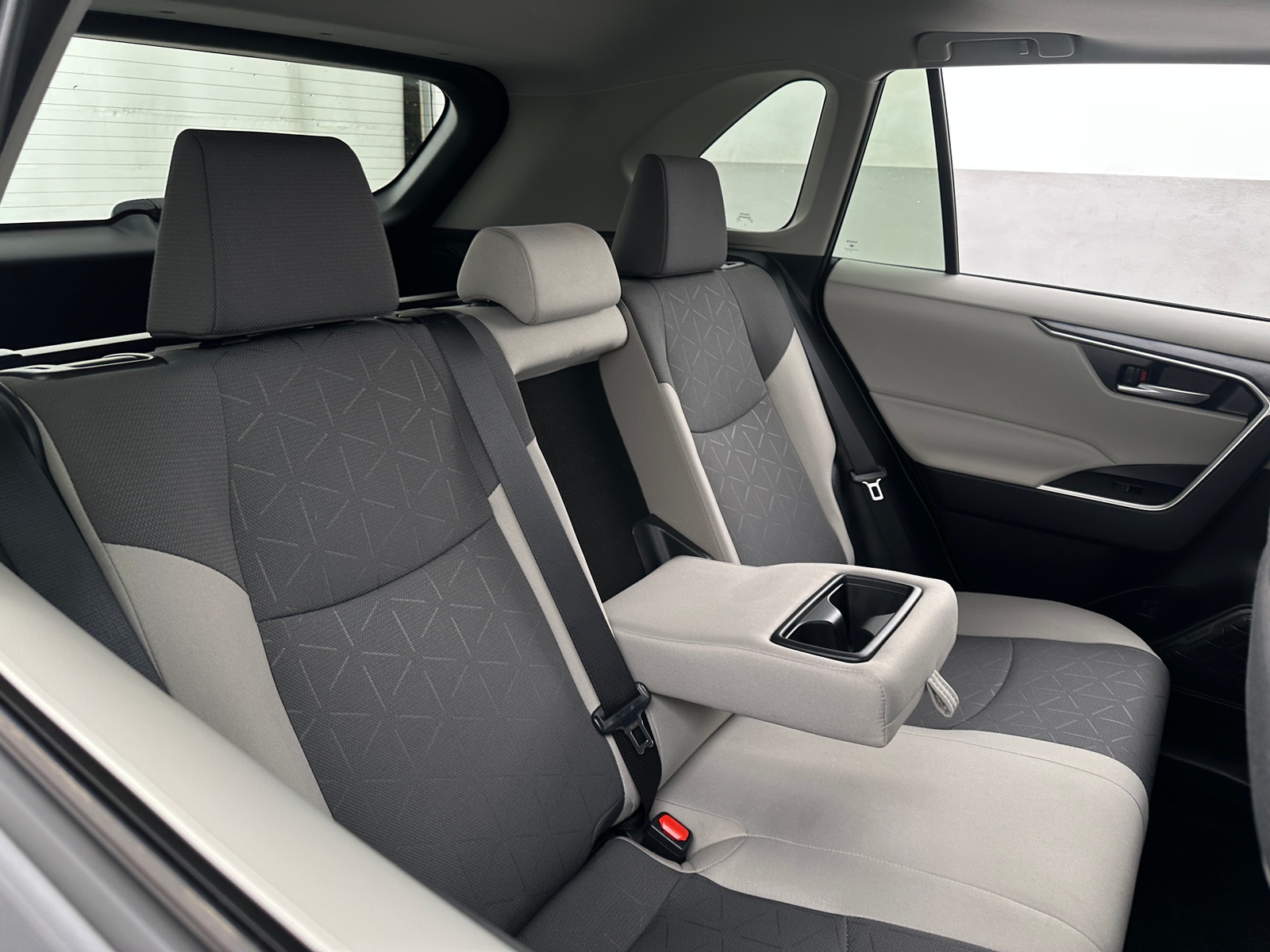 Thumbnail: 2025 Toyota RAV4 - 6