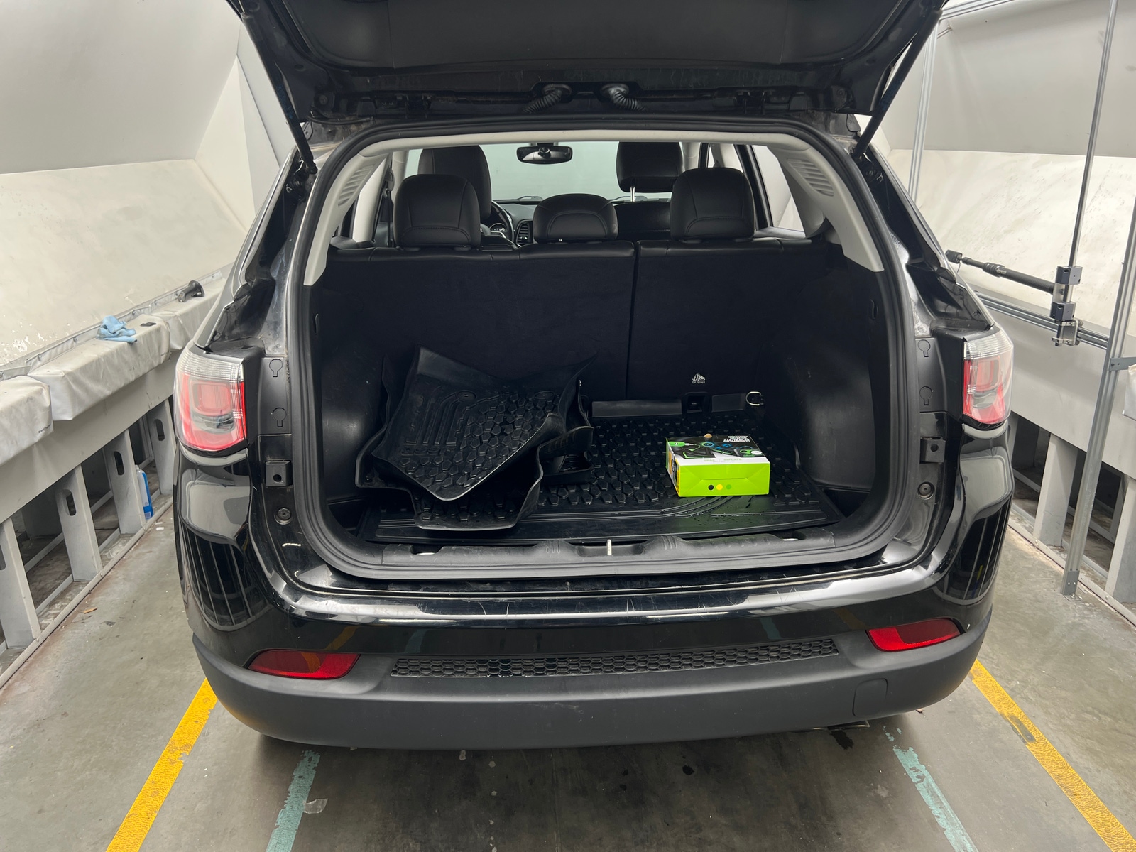 Thumbnail: 2020 Jeep Compass - 7