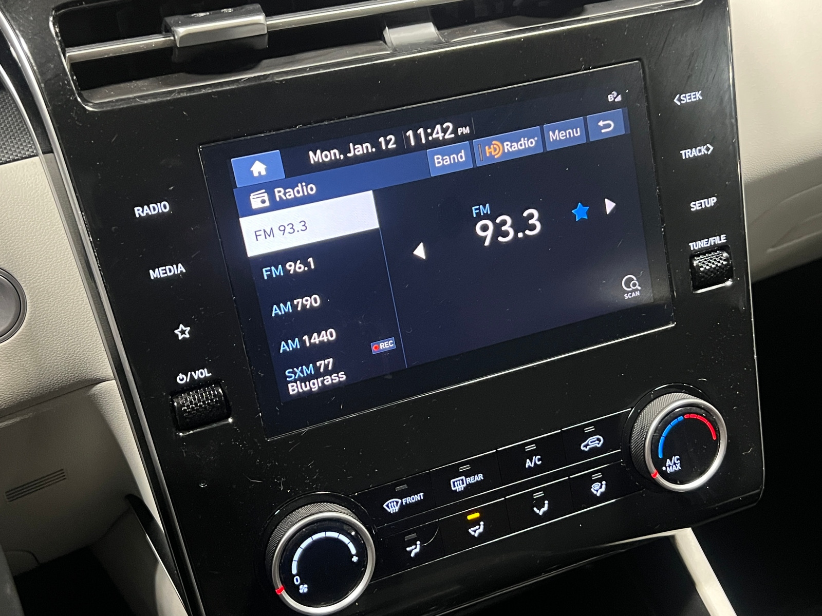 Thumbnail: 2023 Hyundai Tucson - 4