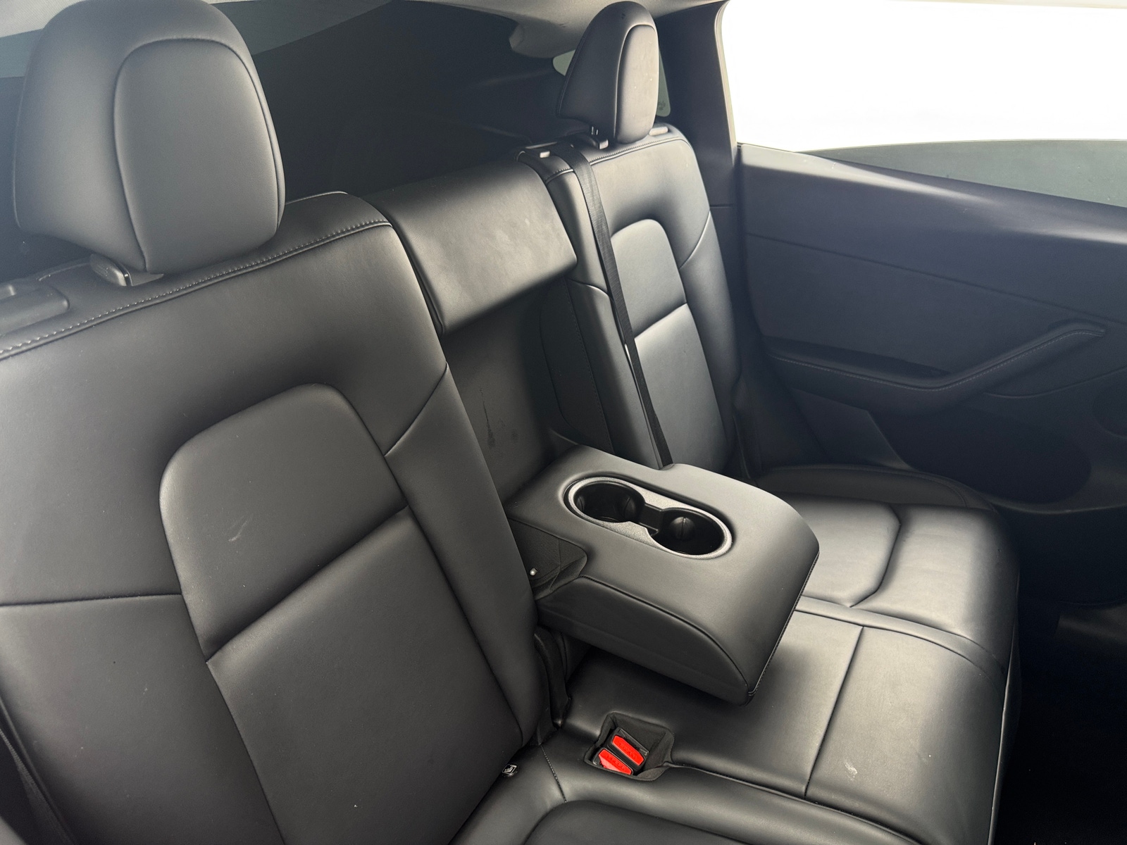 Thumbnail: 2022 Tesla Model Y - 5