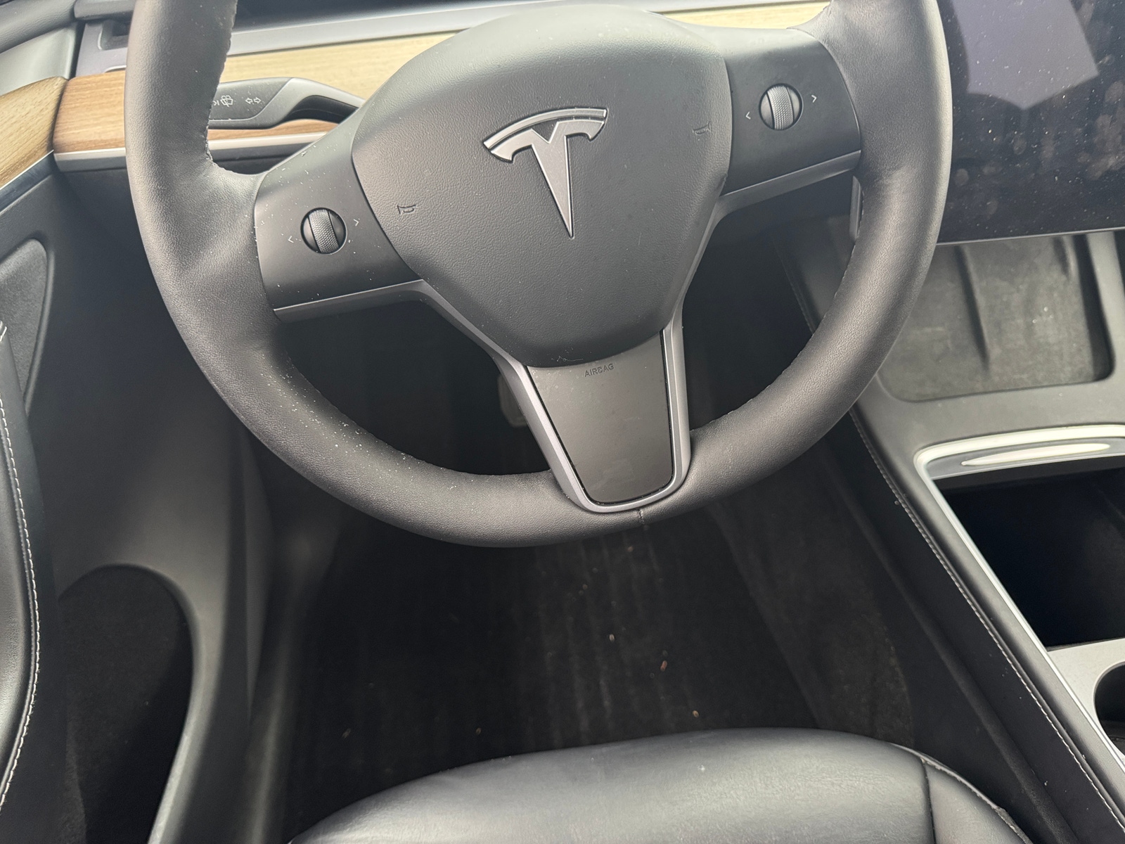 Thumbnail: 2022 Tesla Model Y - 4