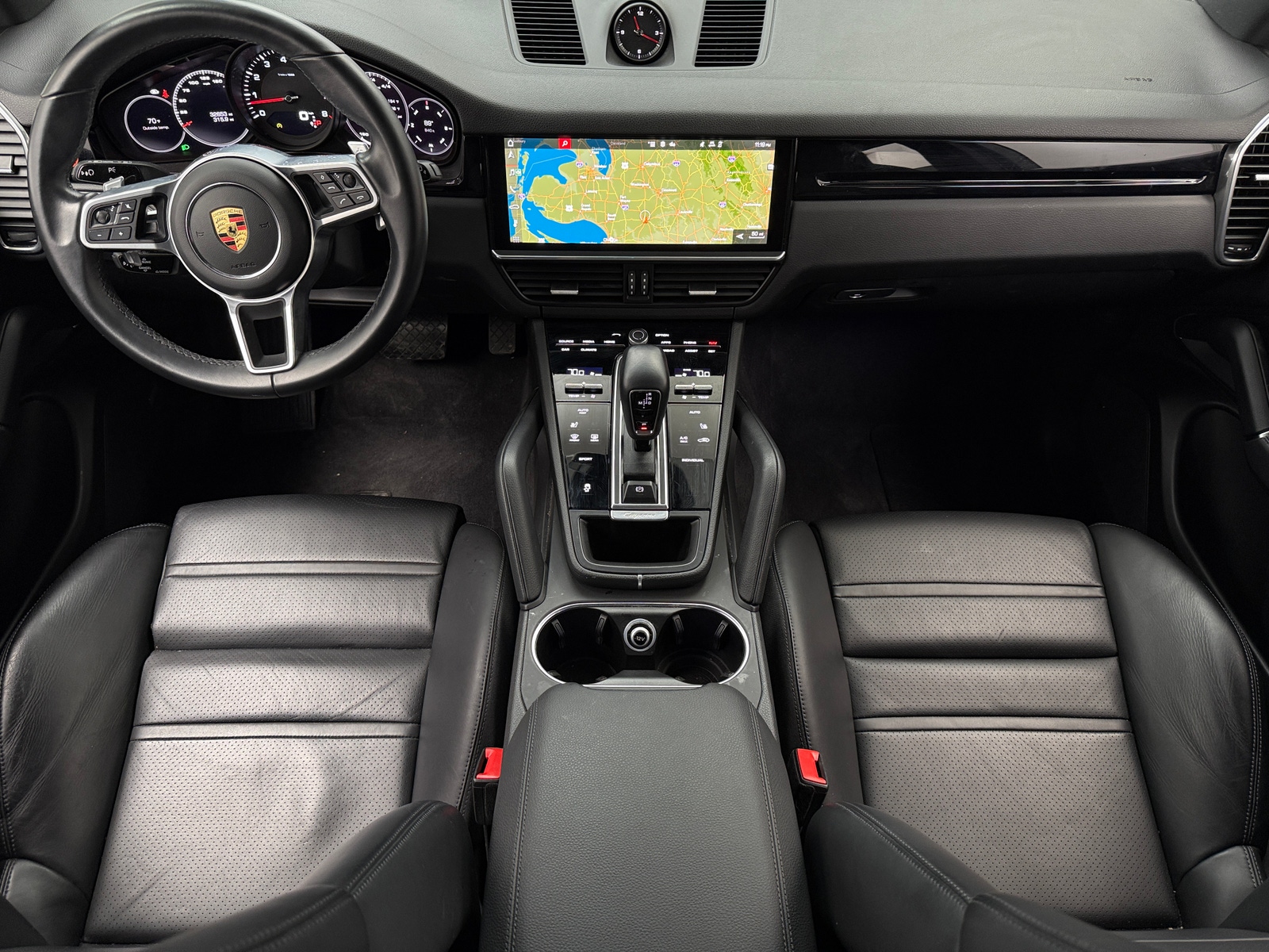 Thumbnail: 2021 Porsche Cayenne - 2