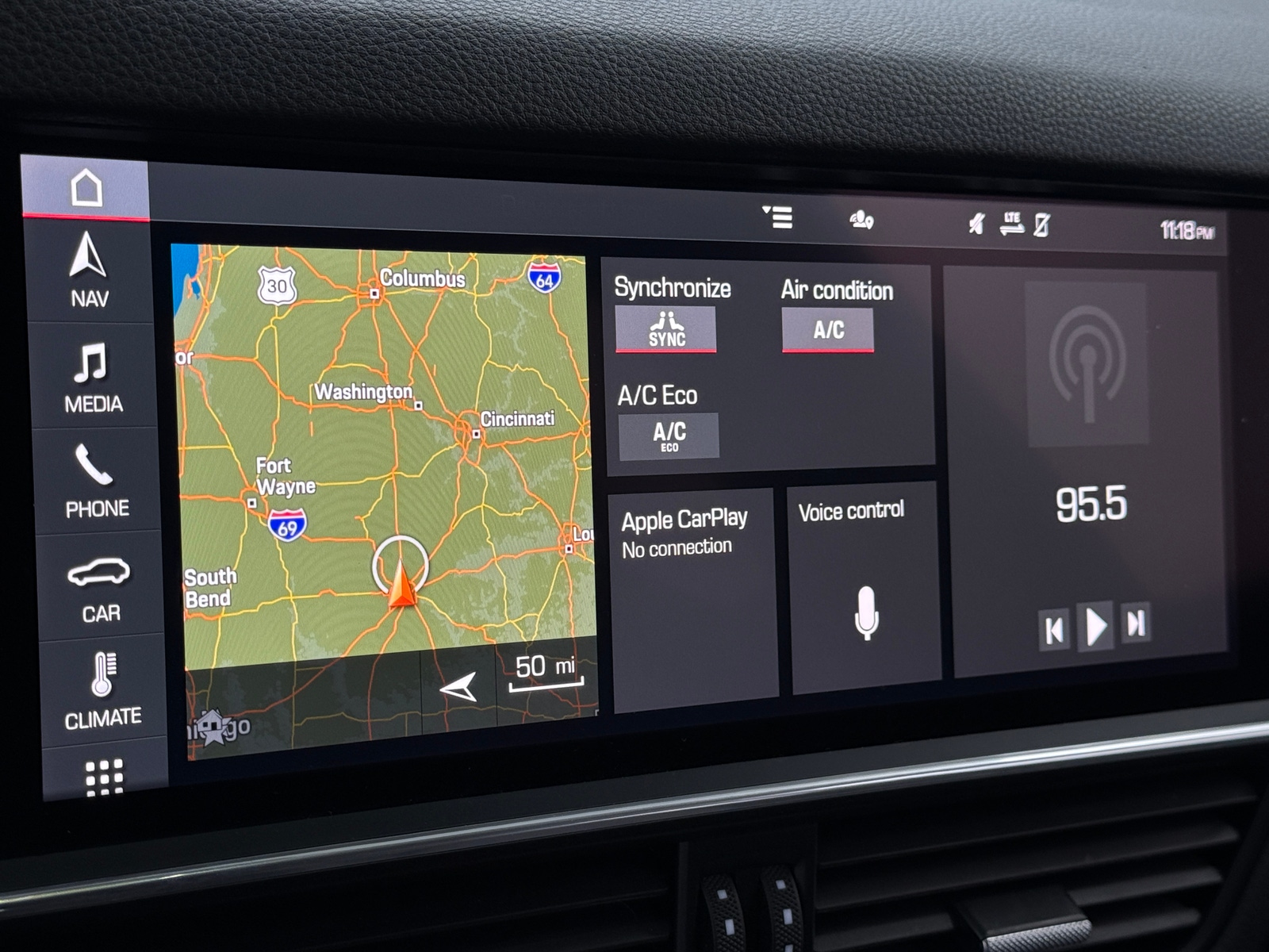 Thumbnail: 2021 Porsche Cayenne - 3