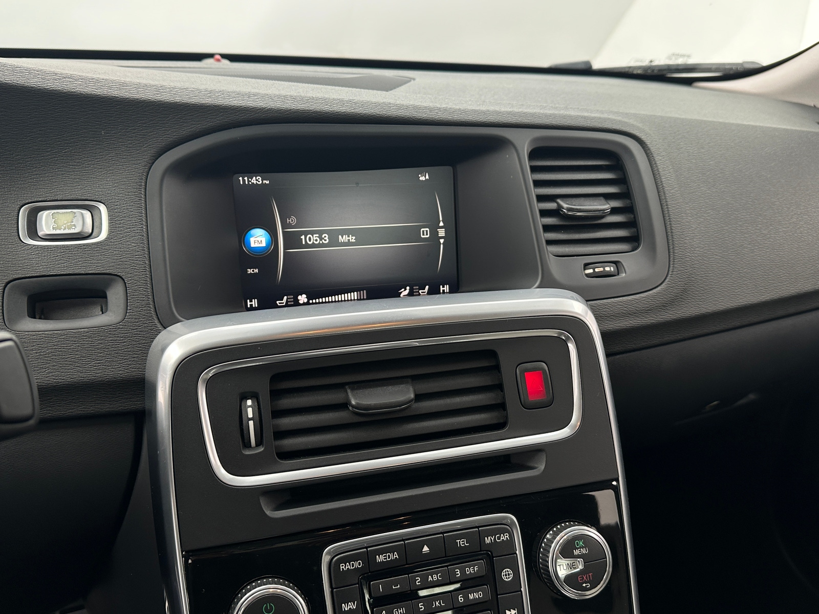 Thumbnail: 2018 Volvo S60 - 3