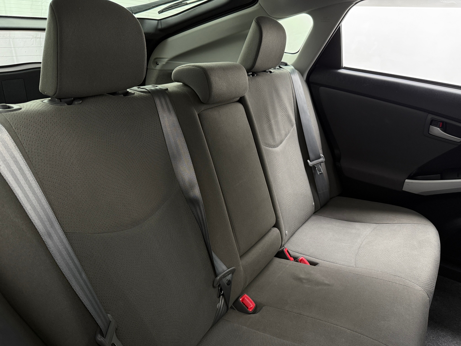 Thumbnail: 2015 Toyota Prius - 6