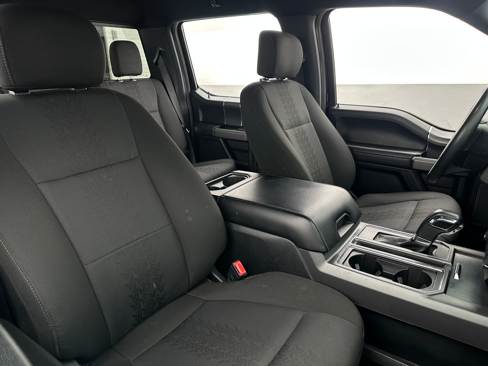 Thumbnail: 2019 Ford Econoline - 2