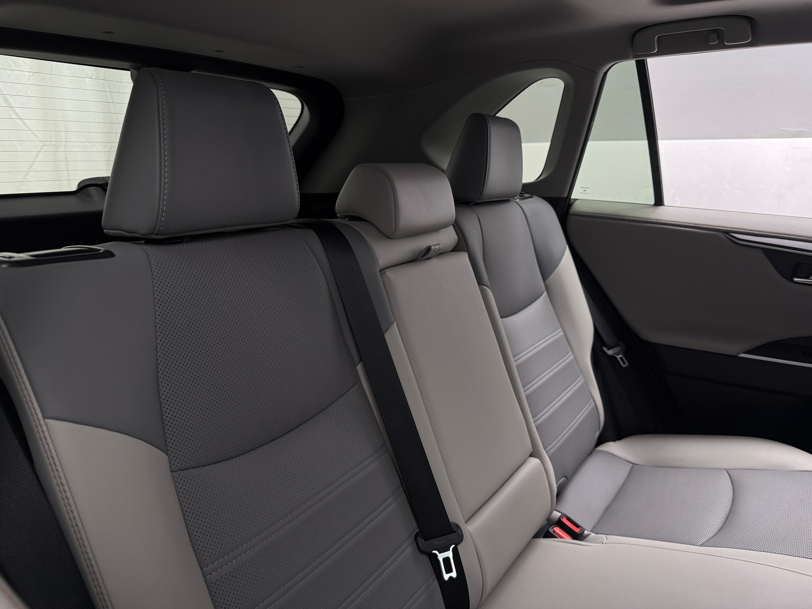 Thumbnail: 2021 Toyota RAV4 - 5