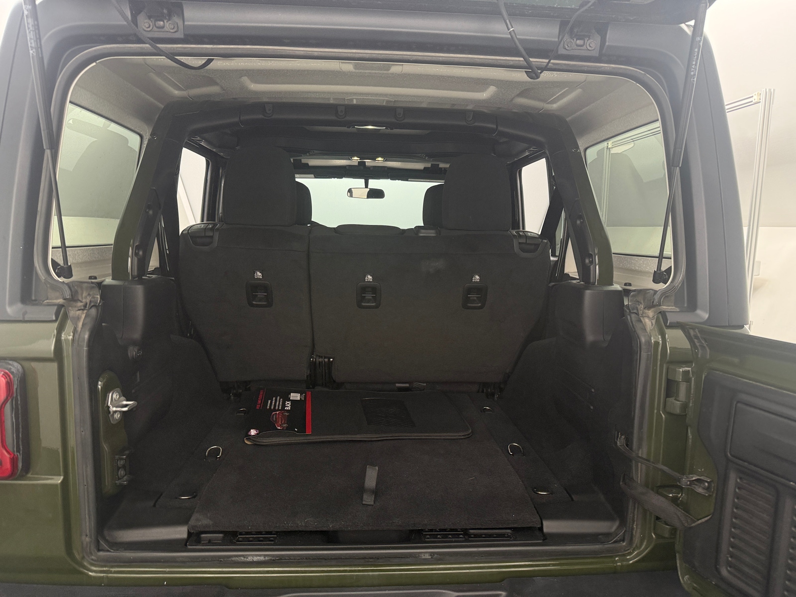 Thumbnail: 2021 Jeep Wrangler - 7