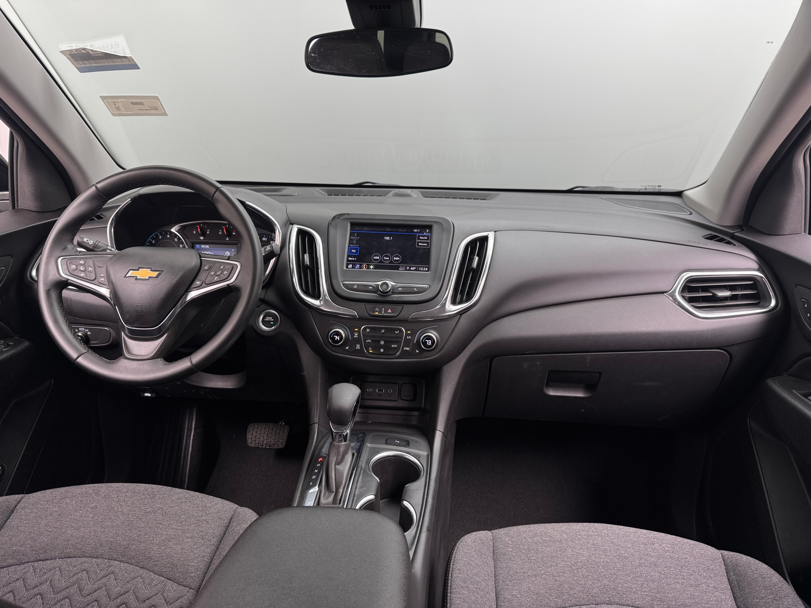 Thumbnail: 2024 Chevrolet Equinox - 3