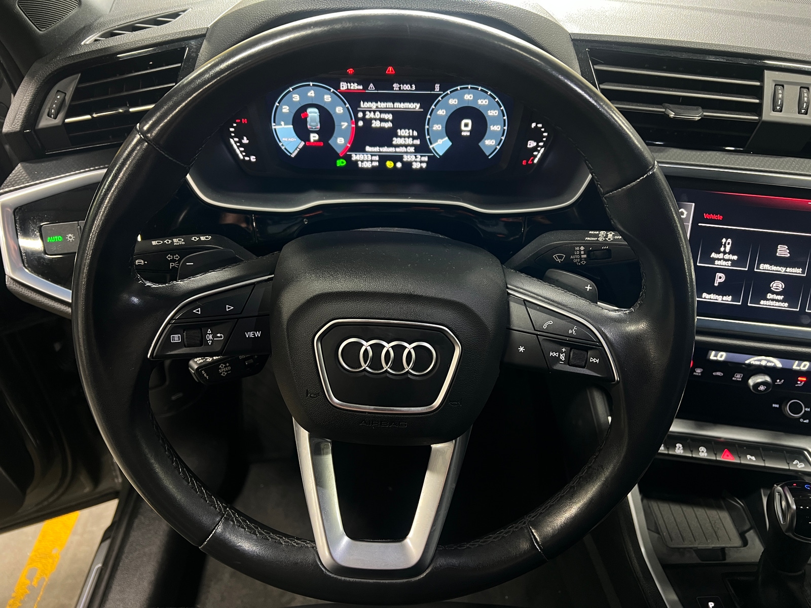 Thumbnail: 2024 Audi Q3 - 4