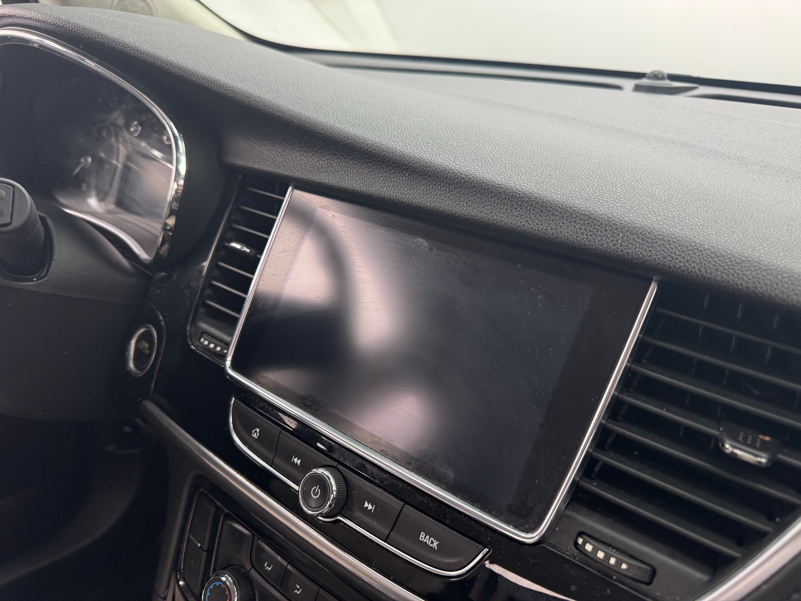 Thumbnail: 2019 Buick Encore - 4