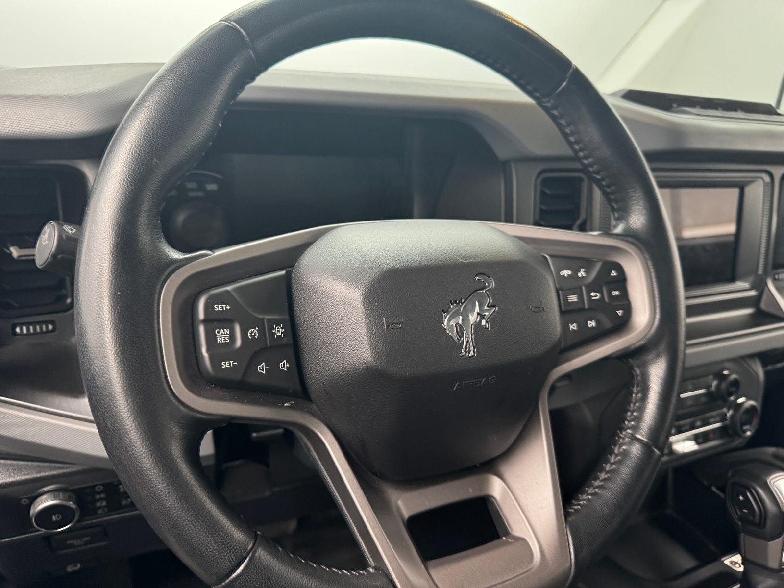 Thumbnail: 2023 Ford Bronco - 5