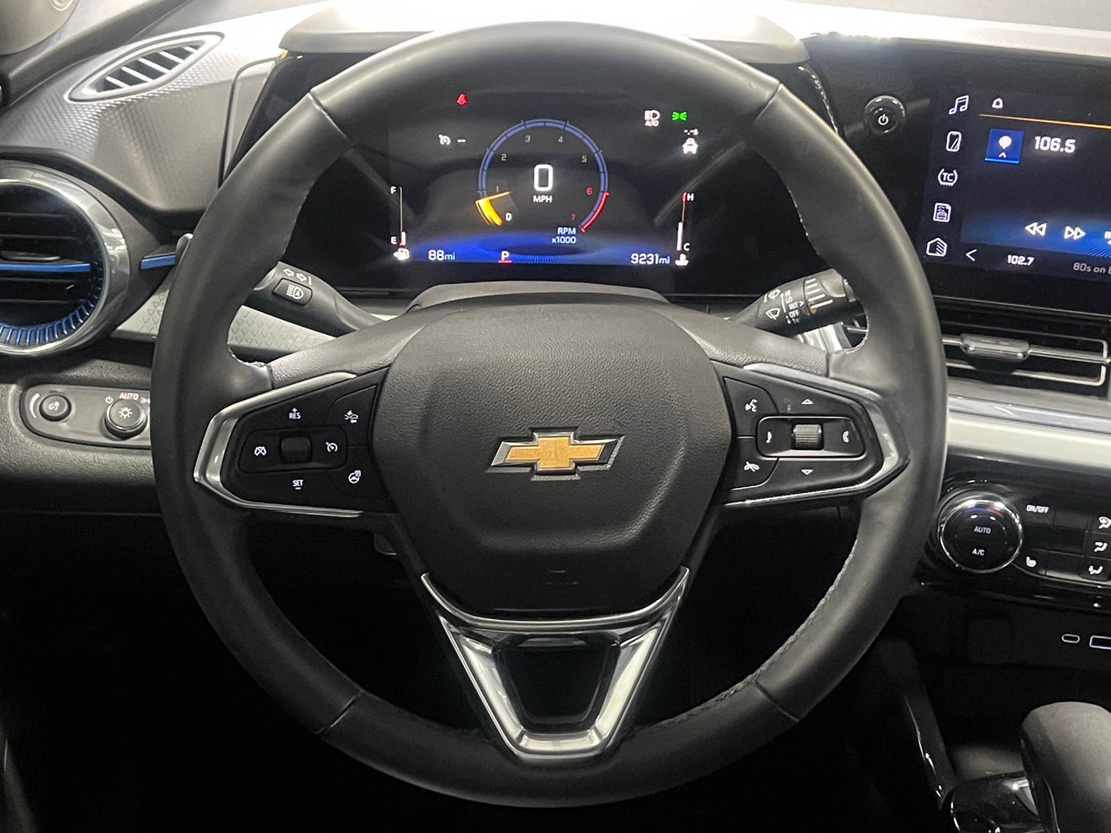 Thumbnail: 2025 Chevrolet Trax - 5