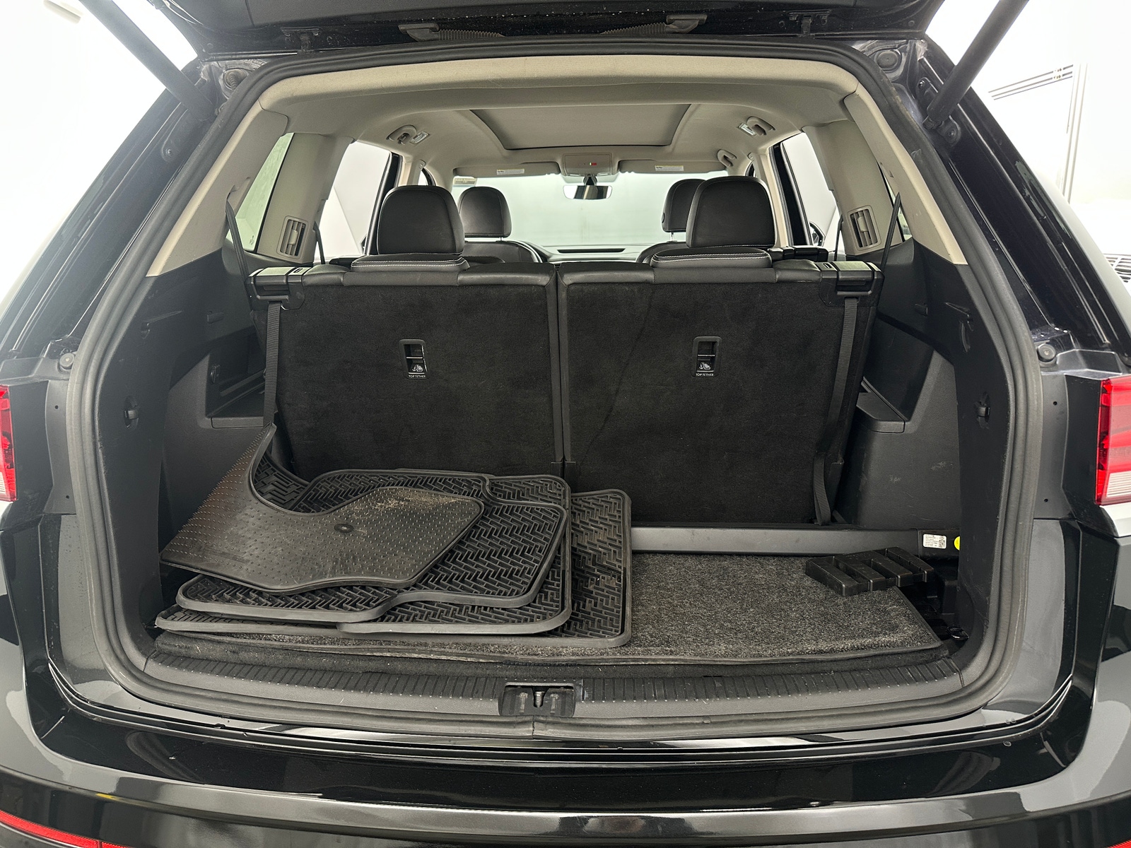 Thumbnail: 2021 Volkswagen Atlas - 6