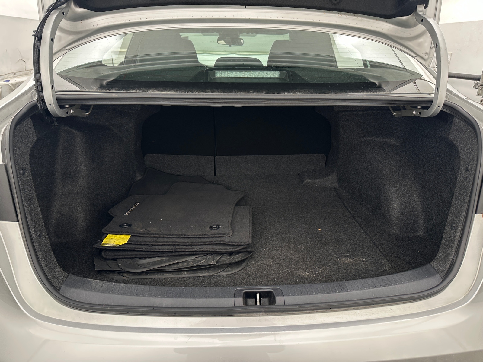 Thumbnail: 2025 Toyota Corolla - 7