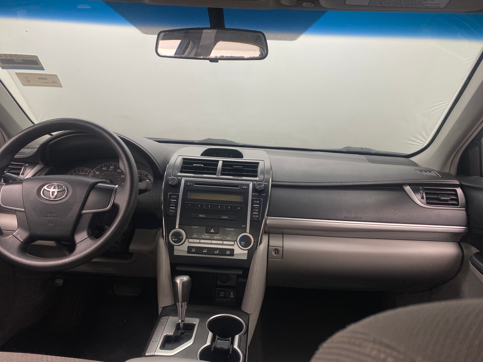 Thumbnail: 2012 Toyota Camry - 3