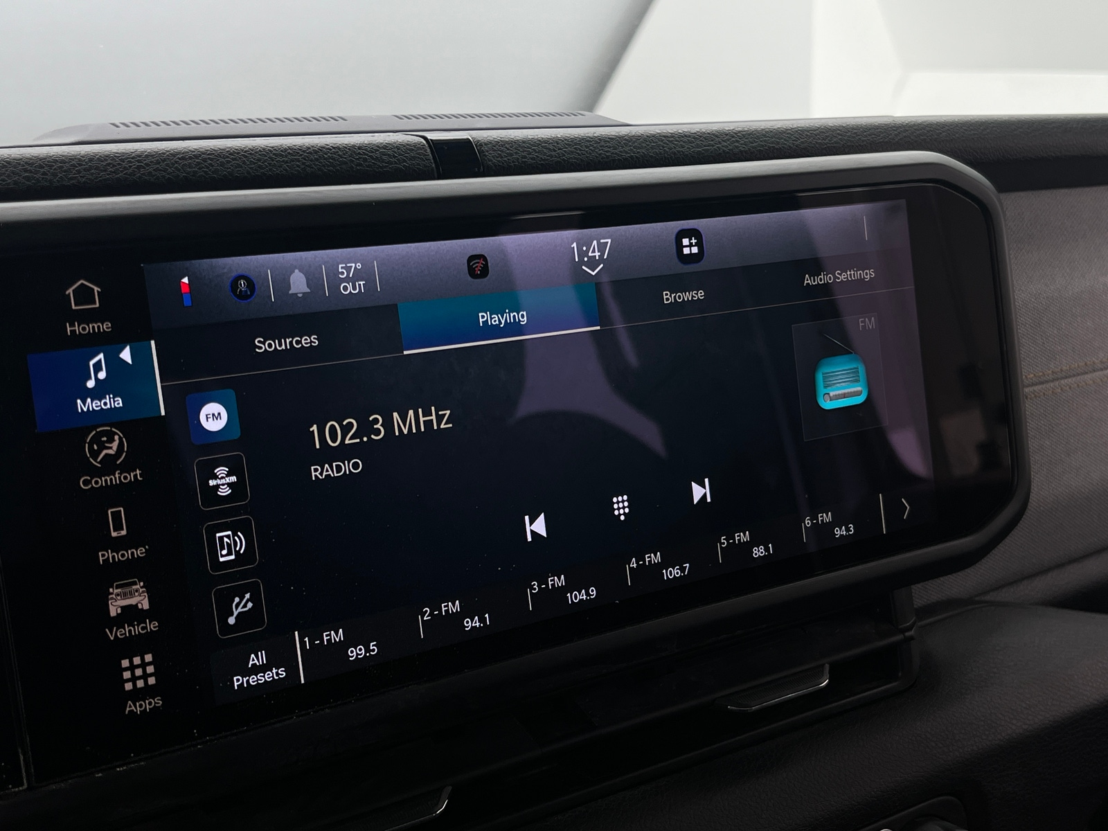 Thumbnail: 2025 Jeep Gladiator - 4