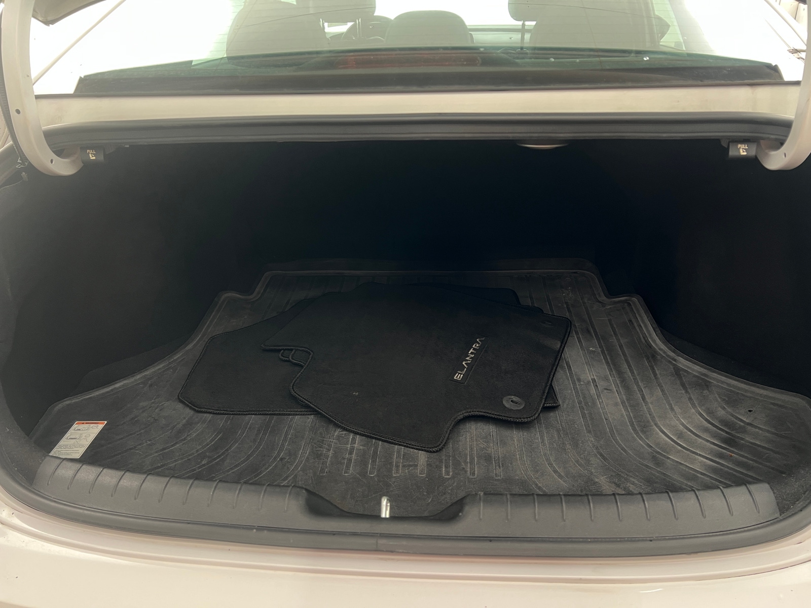 Thumbnail: 2022 Hyundai Elantra - 6