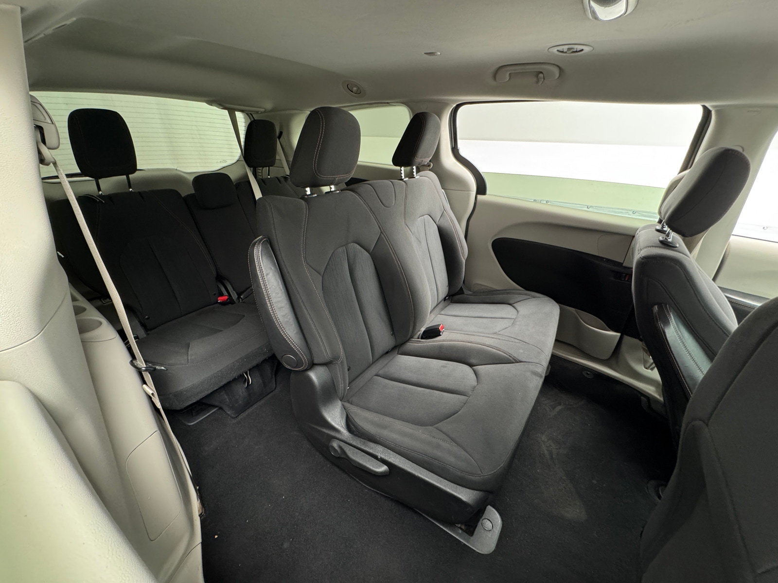 Thumbnail: 2019 Chrysler Pacifica - 6