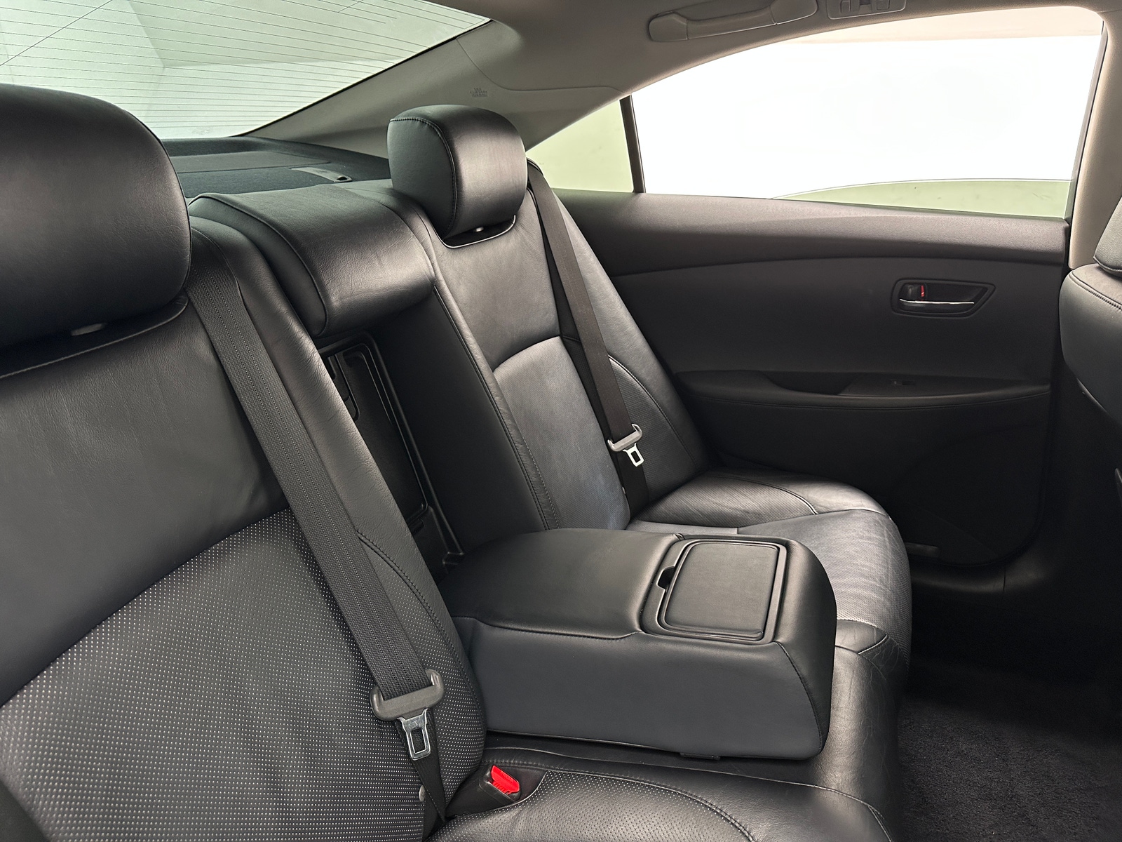 Thumbnail: 2011 Lexus ES - 5