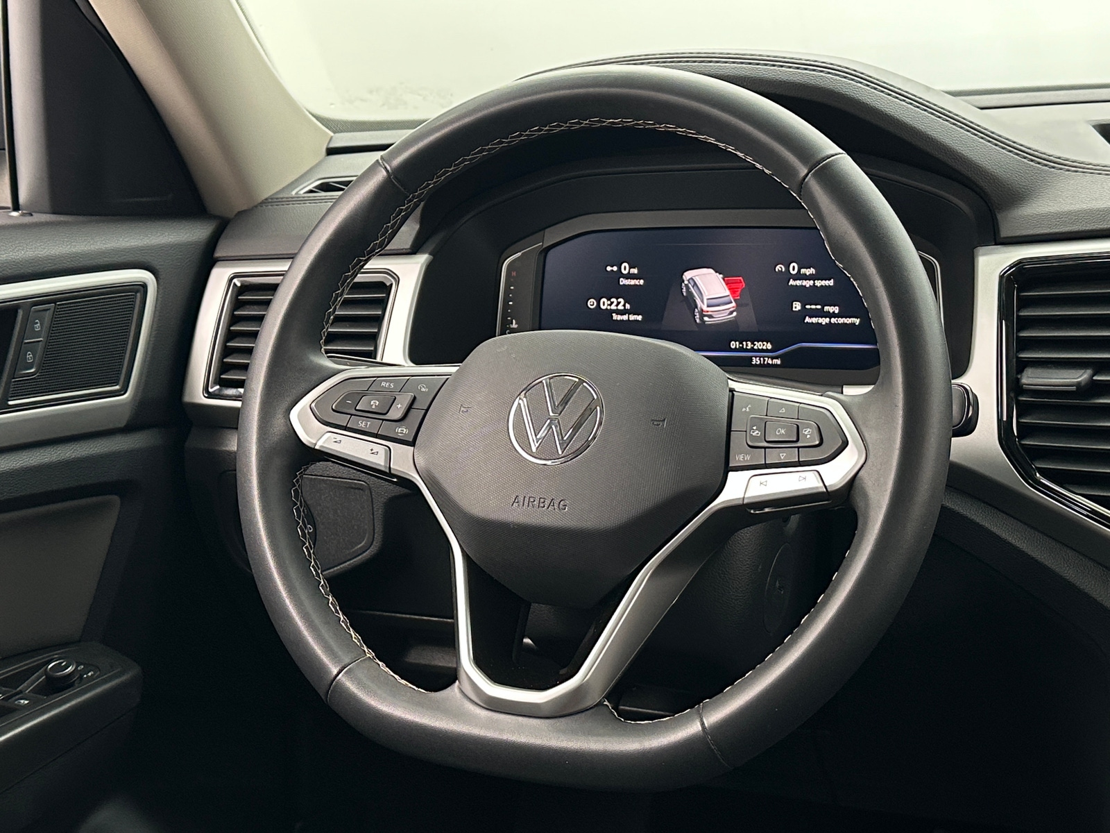 Thumbnail: 2023 Volkswagen Atlas - 5