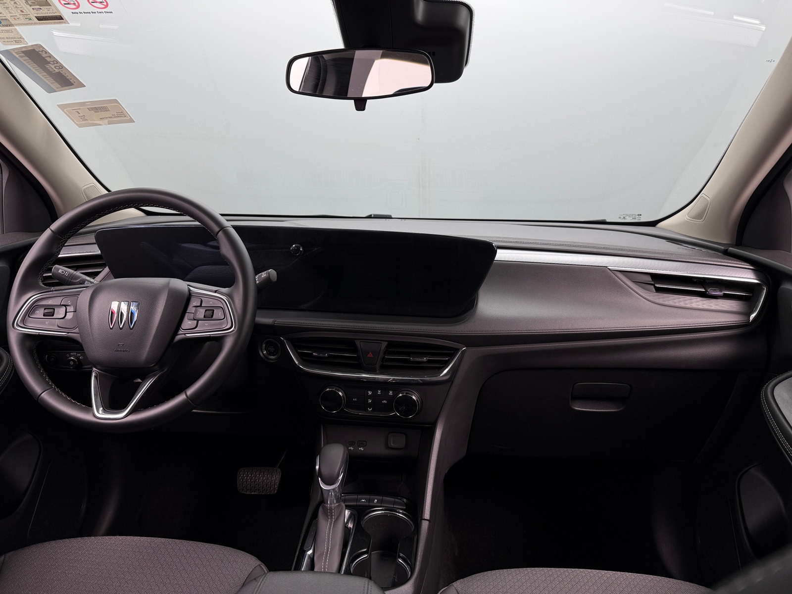 Thumbnail: 2025 Buick Encore GX - 2