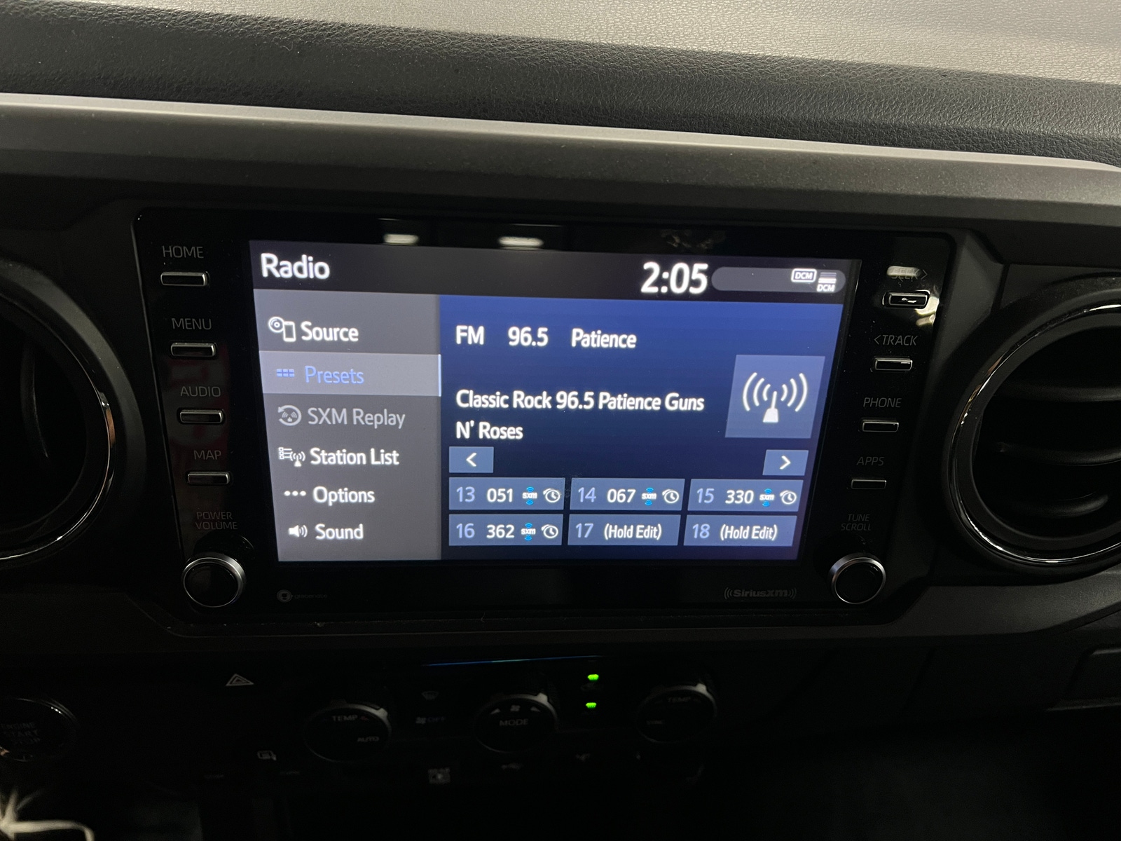 Thumbnail: 2023 Toyota Tacoma - 4