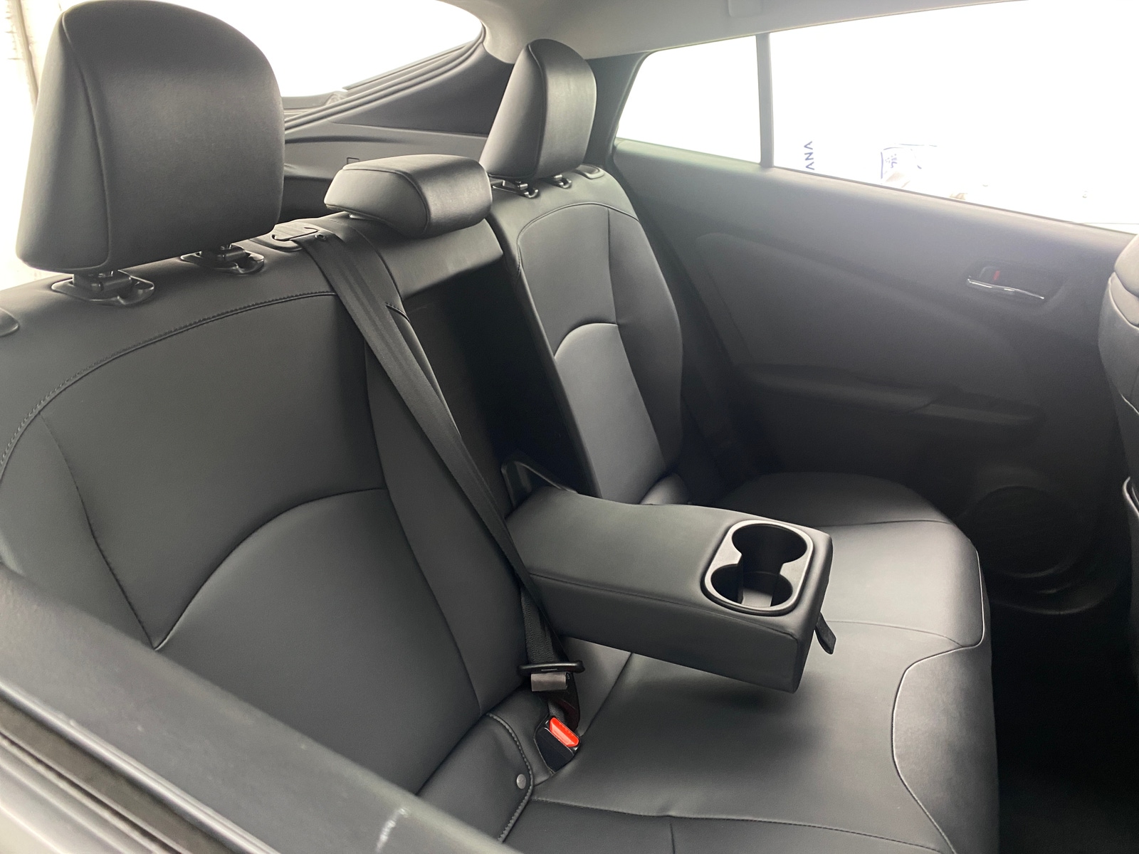 Thumbnail: 2019 Toyota Prius - 5