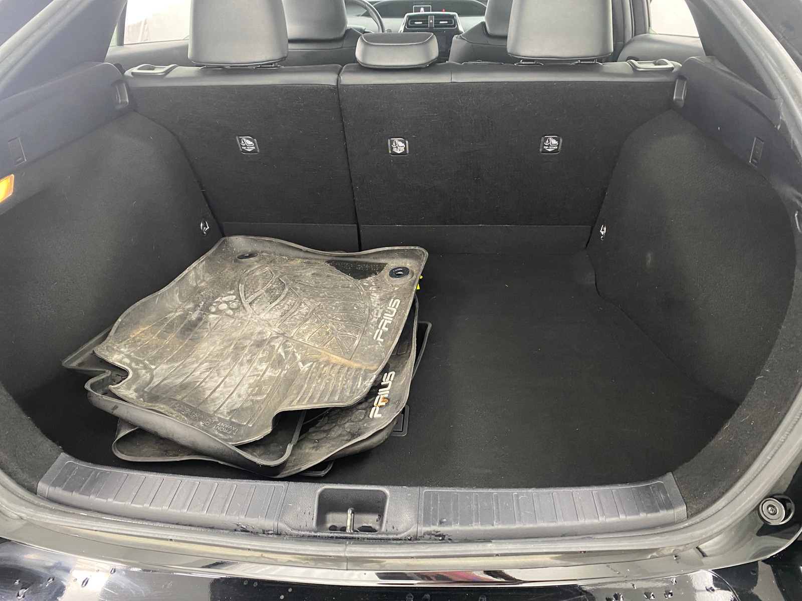 Thumbnail: 2019 Toyota Prius - 6