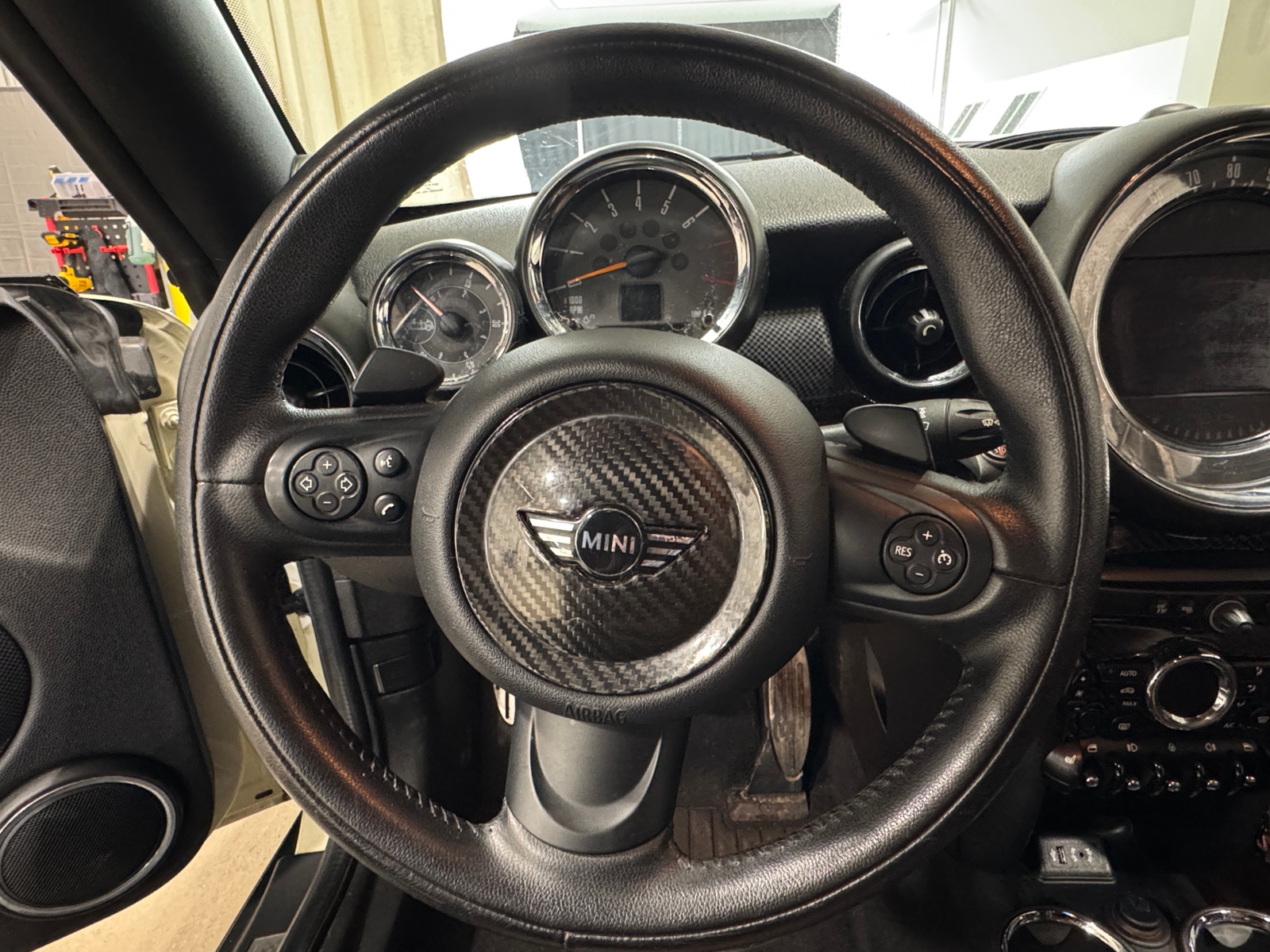 Thumbnail: 2015 MINI Cooper Roadster - 5