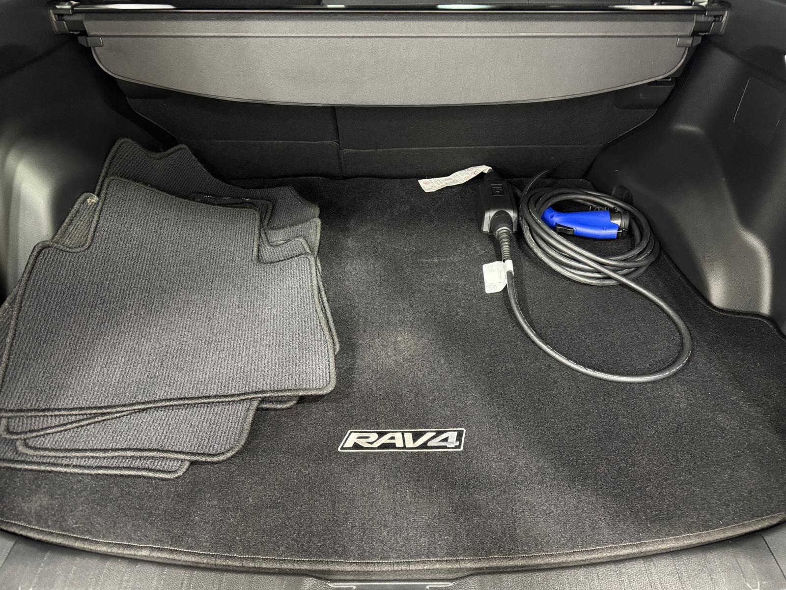 Thumbnail: 2023 Toyota RAV4 - 7