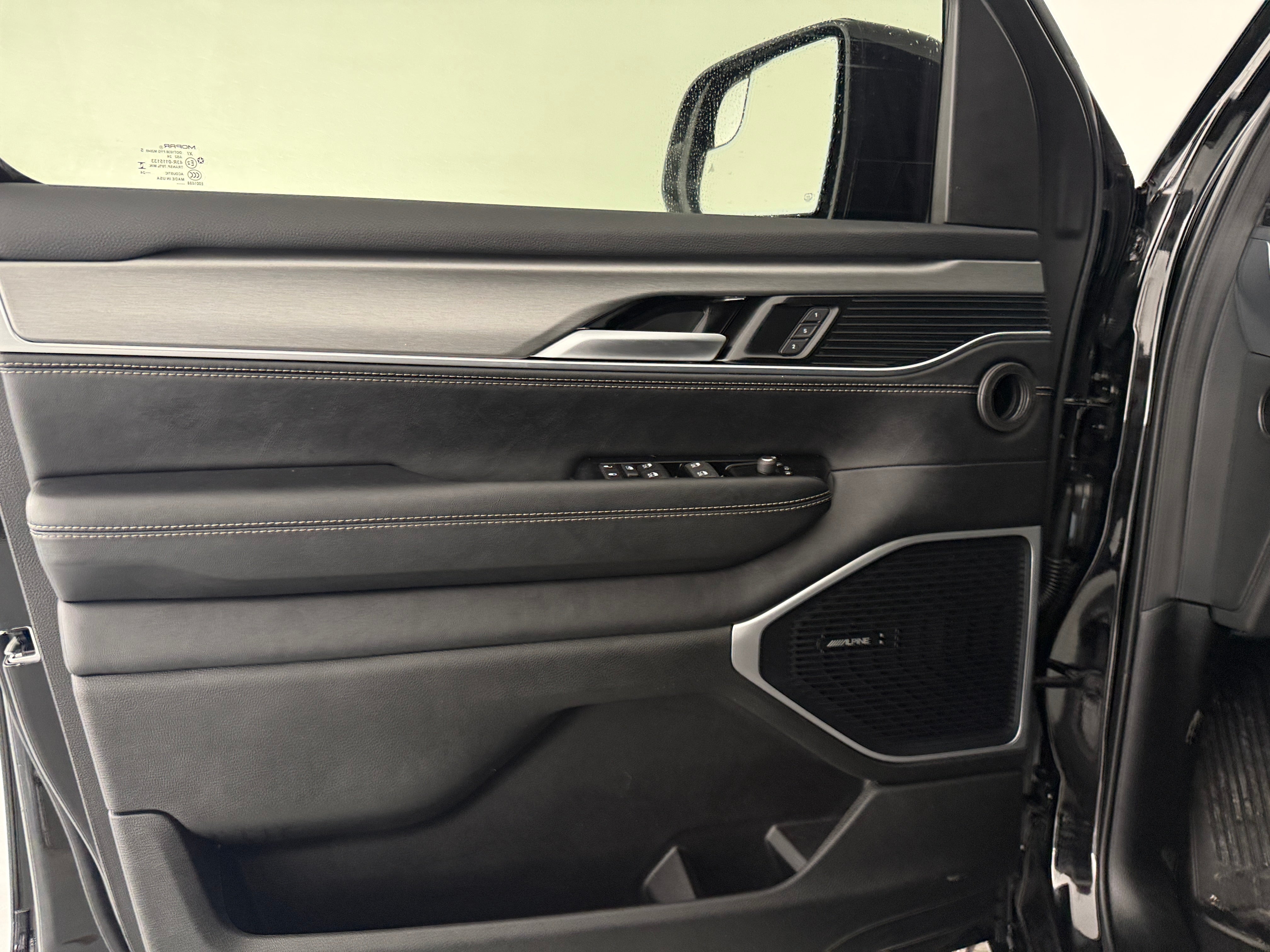 2024 Jeep Wagoneer L