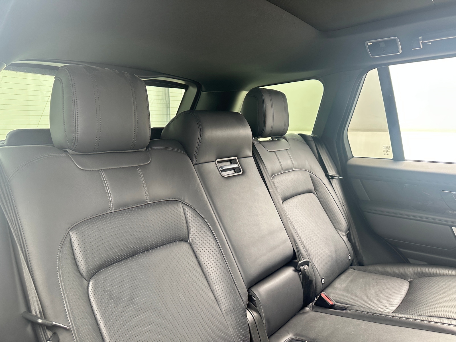 Thumbnail: 2019 Land Rover Range Rover - 5