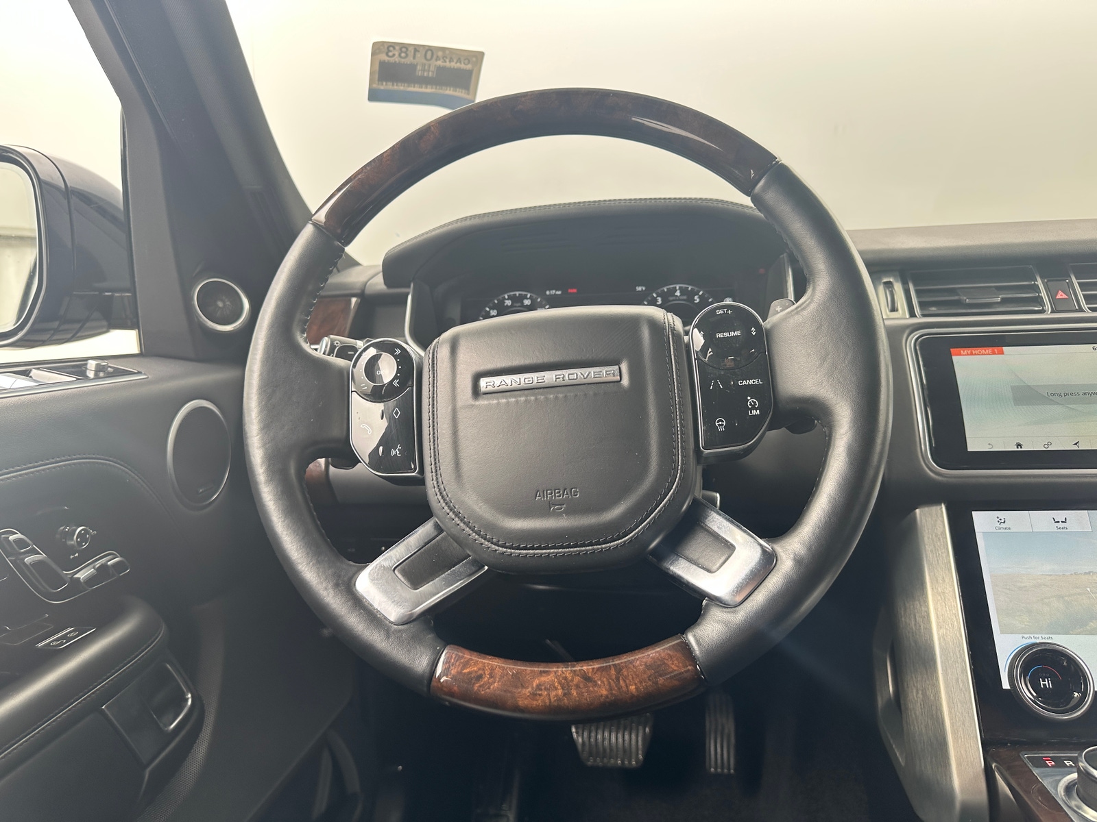 Thumbnail: 2019 Land Rover Range Rover - 4