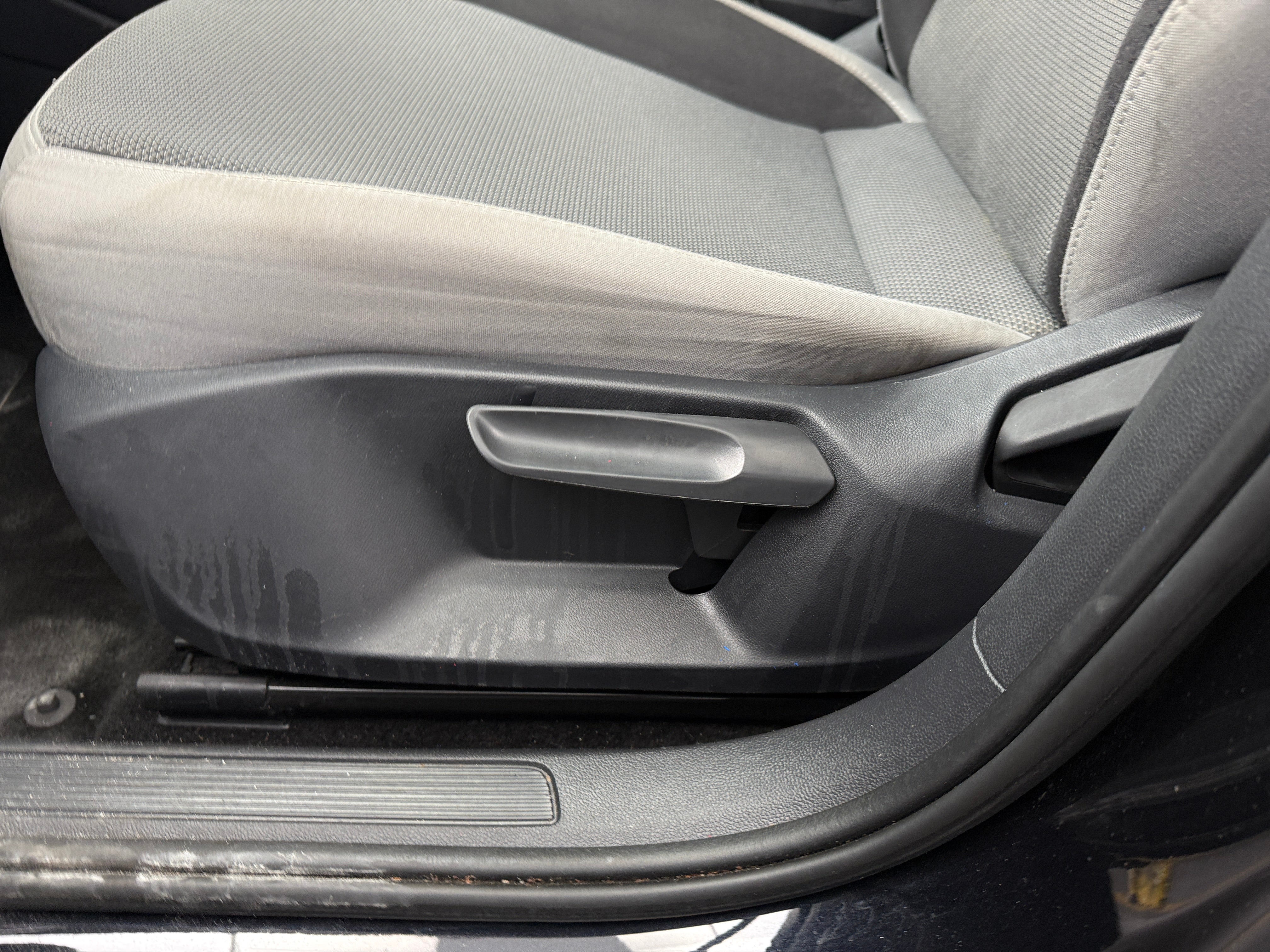 2024 Volkswagen Taos