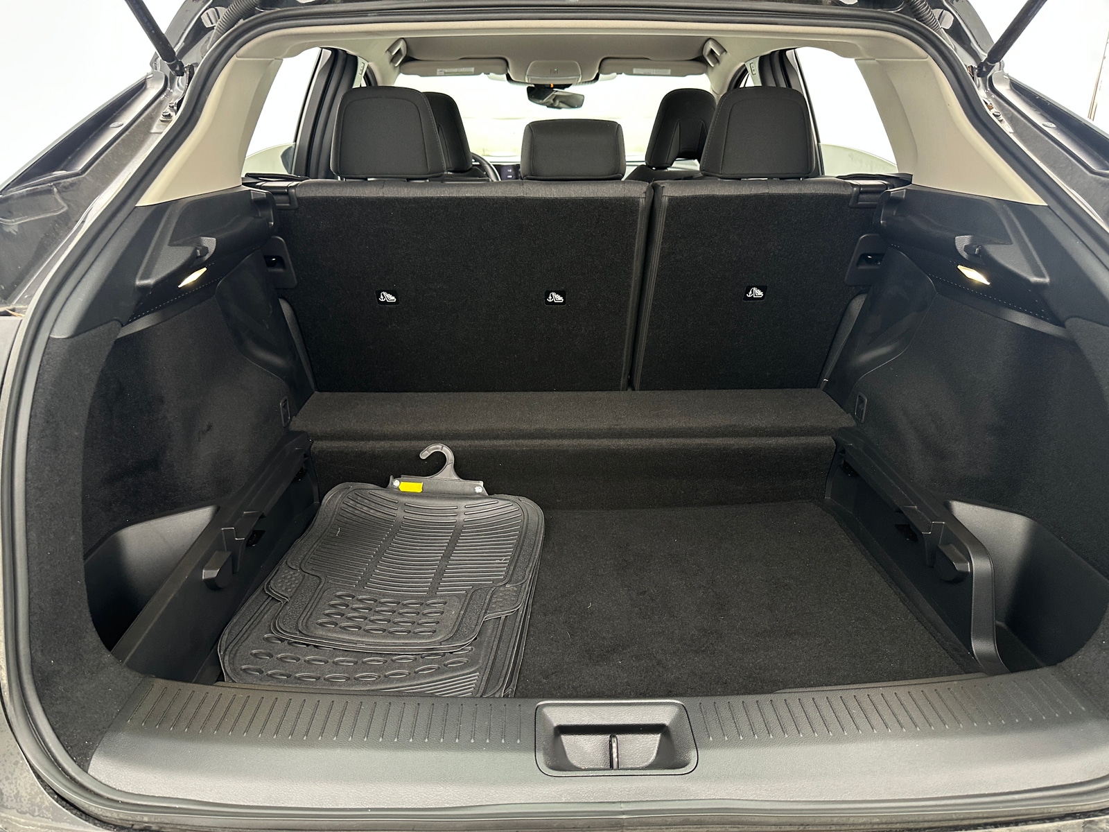 Thumbnail: 2023 Nissan Ariya - 7