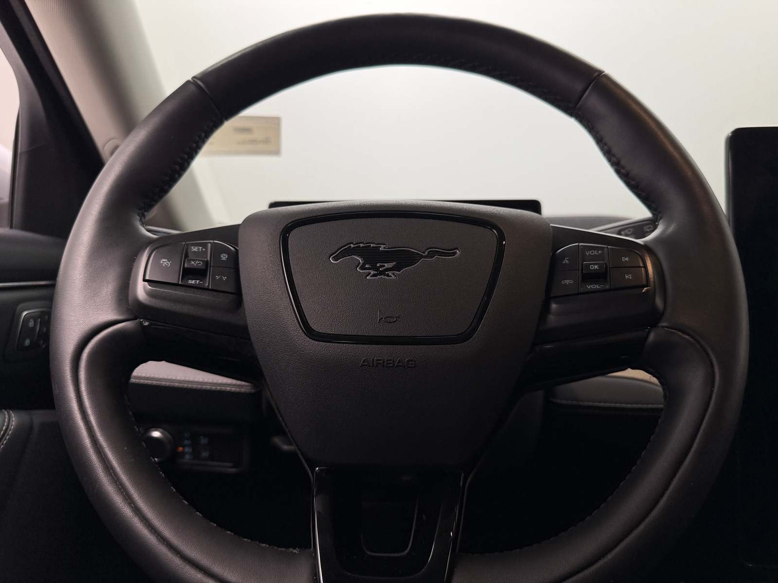 Thumbnail: 2021 Ford Mustang Mach-E - 4