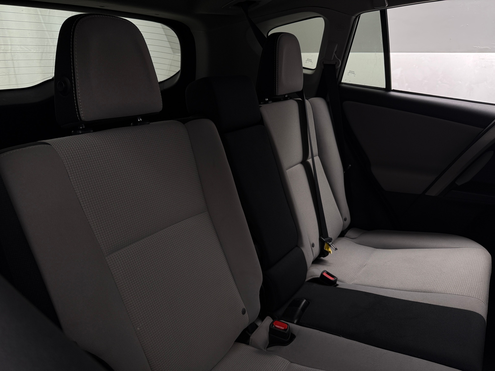 Thumbnail: 2018 Toyota RAV4 - 6