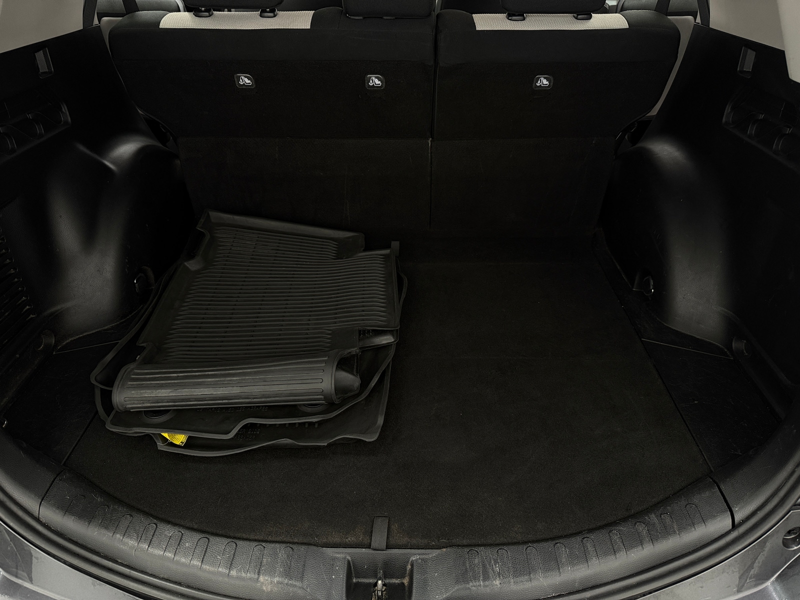 Thumbnail: 2018 Toyota RAV4 - 7