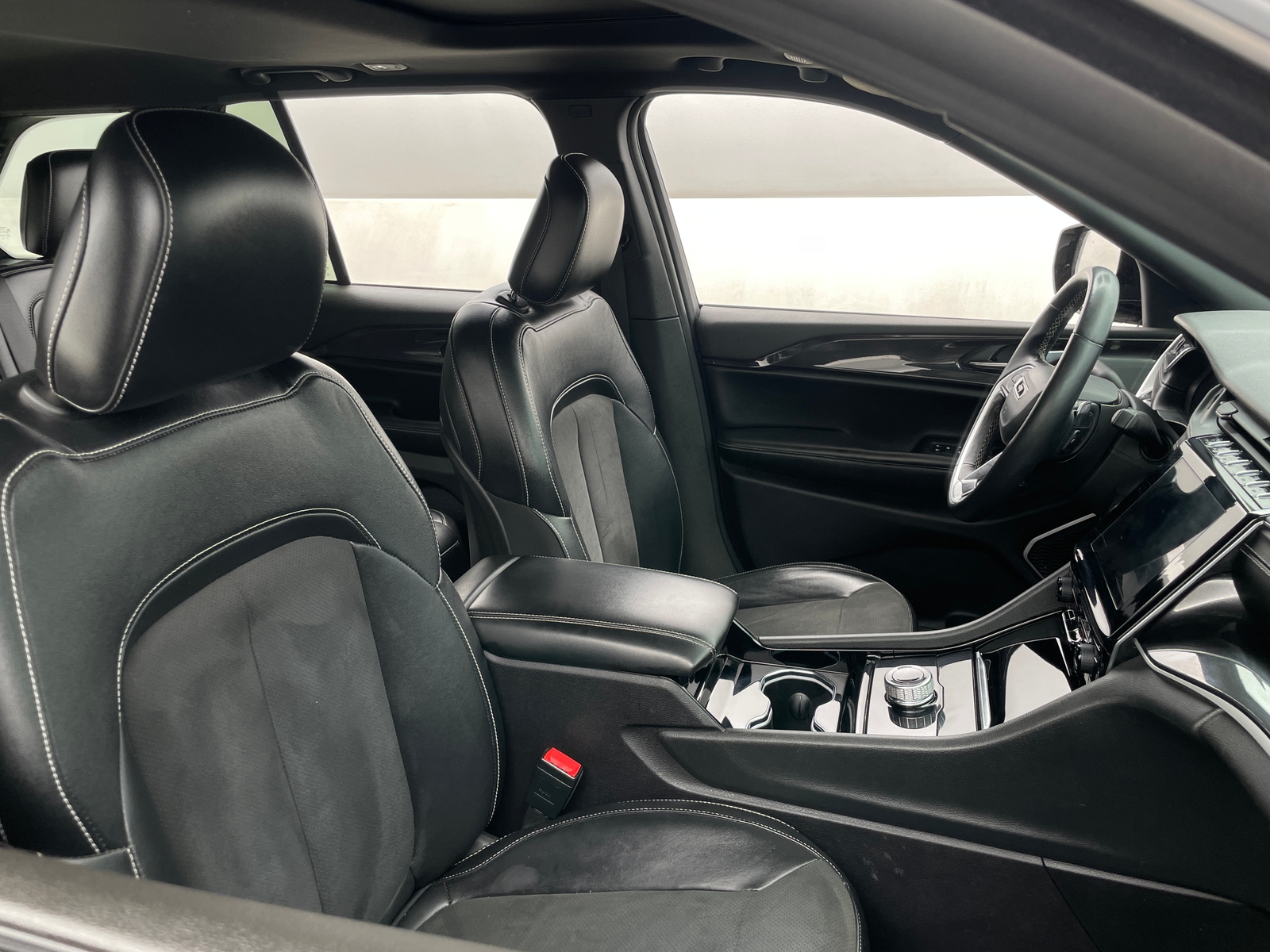 Thumbnail: 2022 Jeep Grand Cherokee - 2