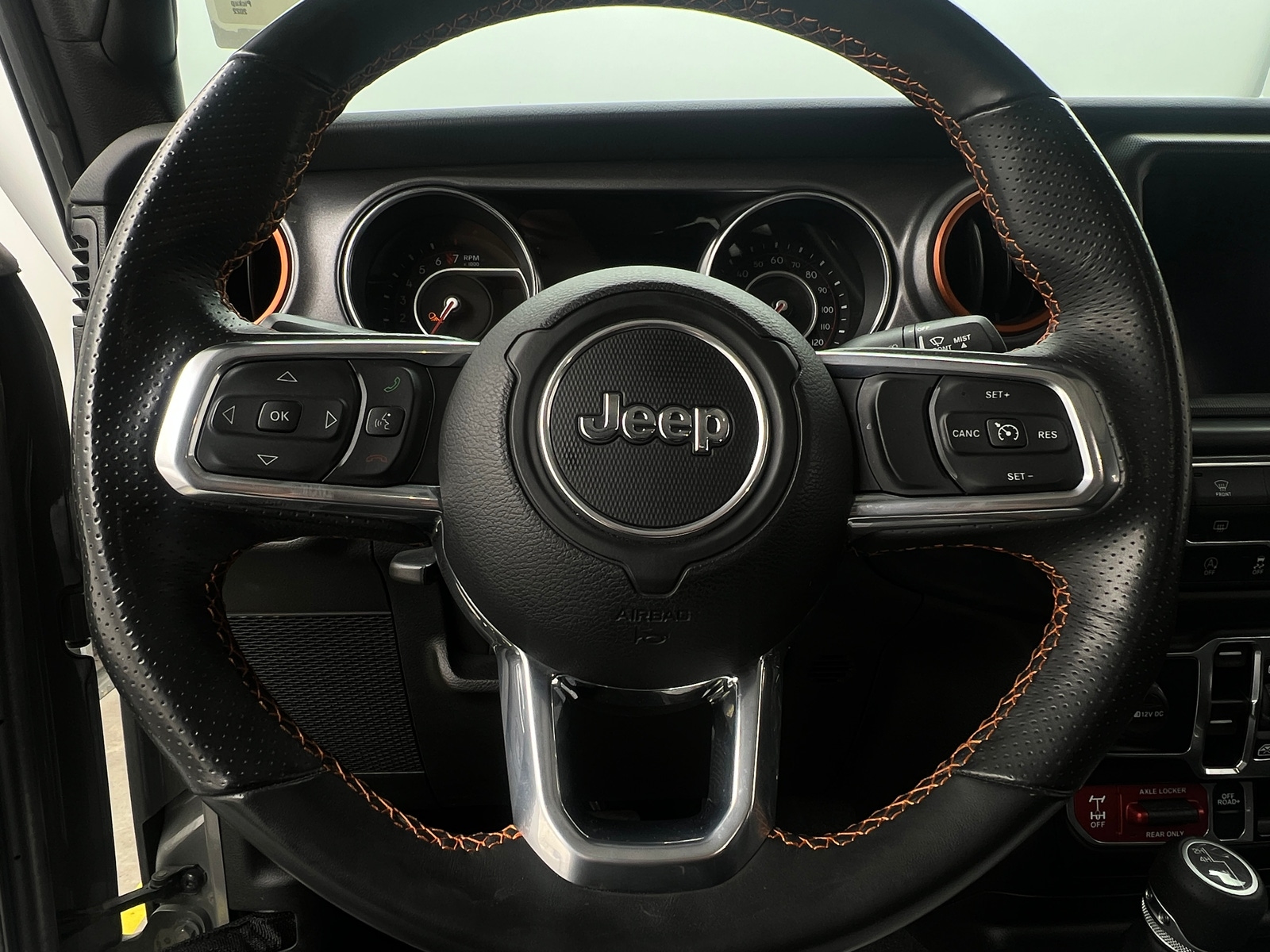 Thumbnail: 2022 Jeep Gladiator - 4