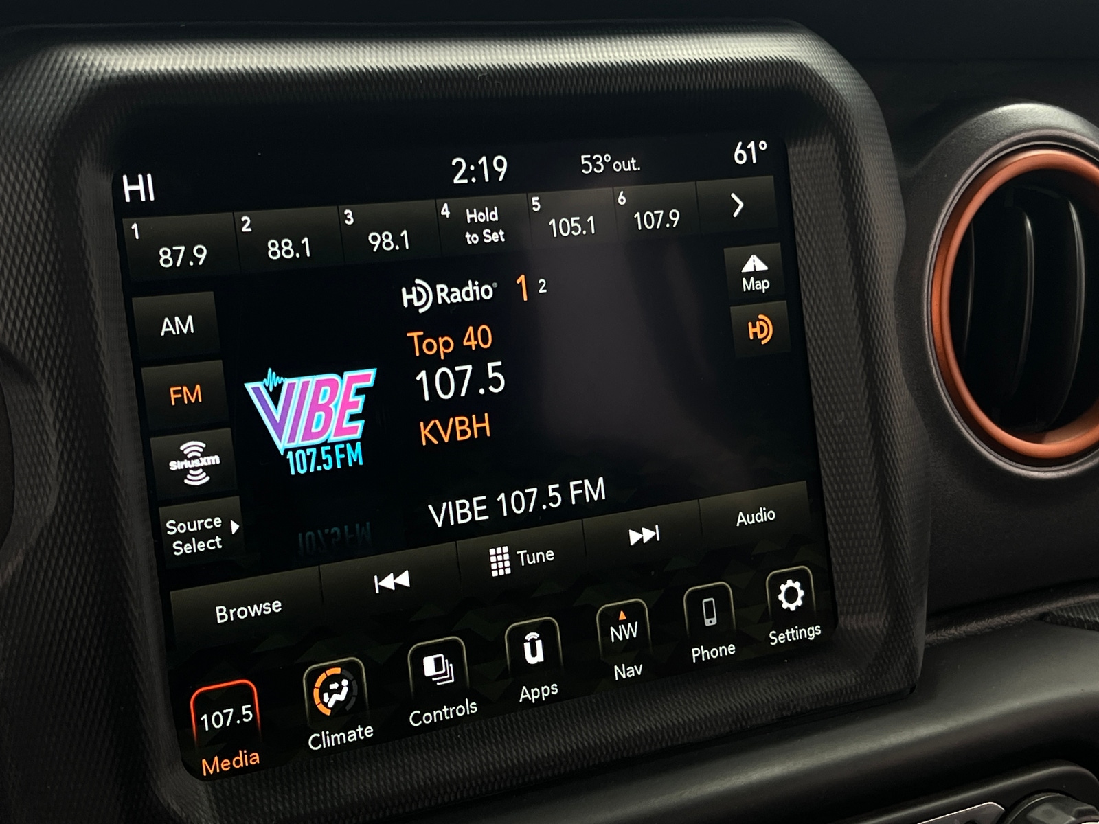 Thumbnail: 2022 Jeep Gladiator - 3